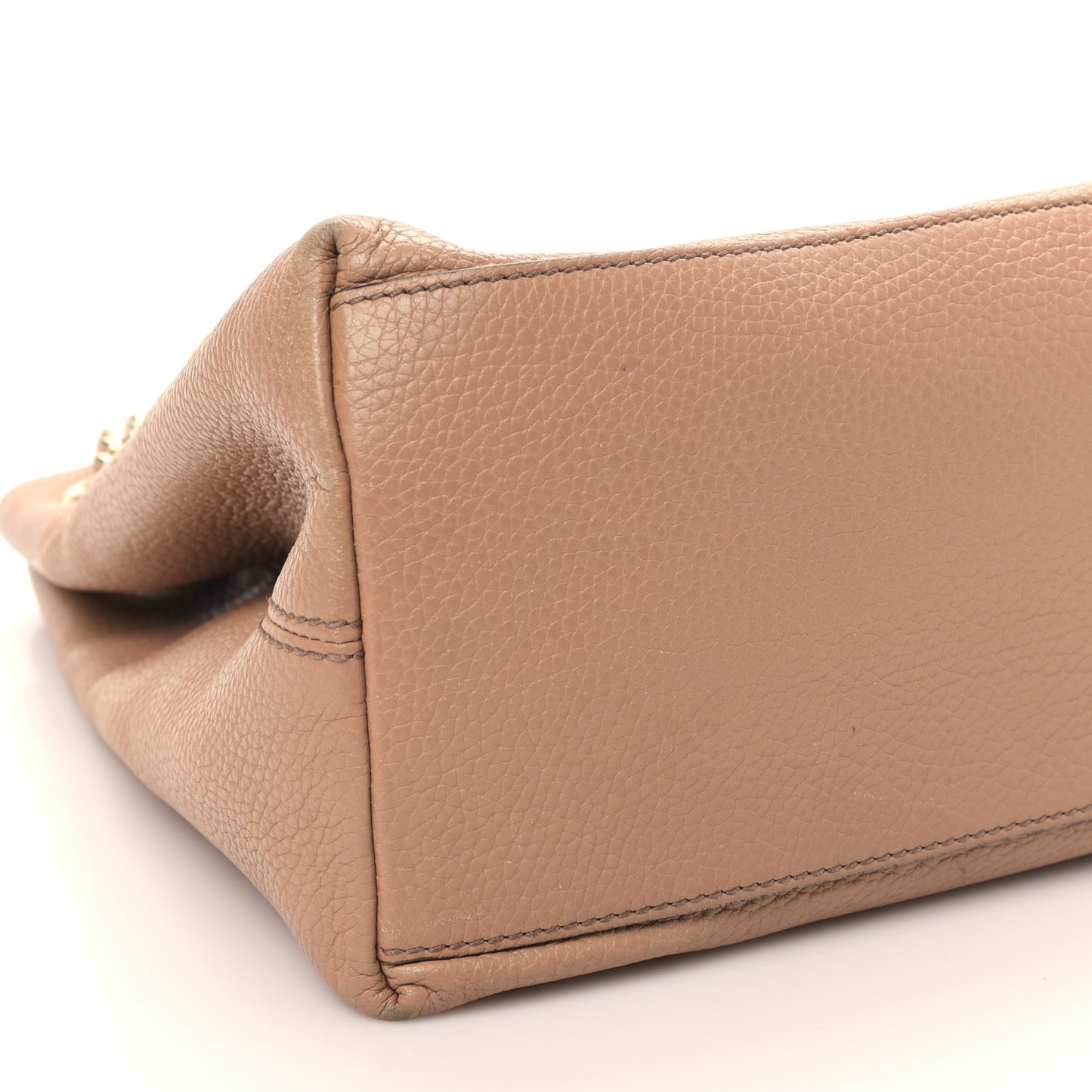 Pebbled Calfskin Medium Soho Chain Shoulder Bag Camelia