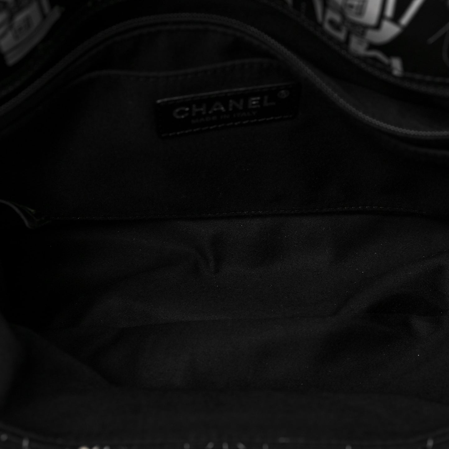 Nylon Medium Airline Buckle Flap Bag Black White