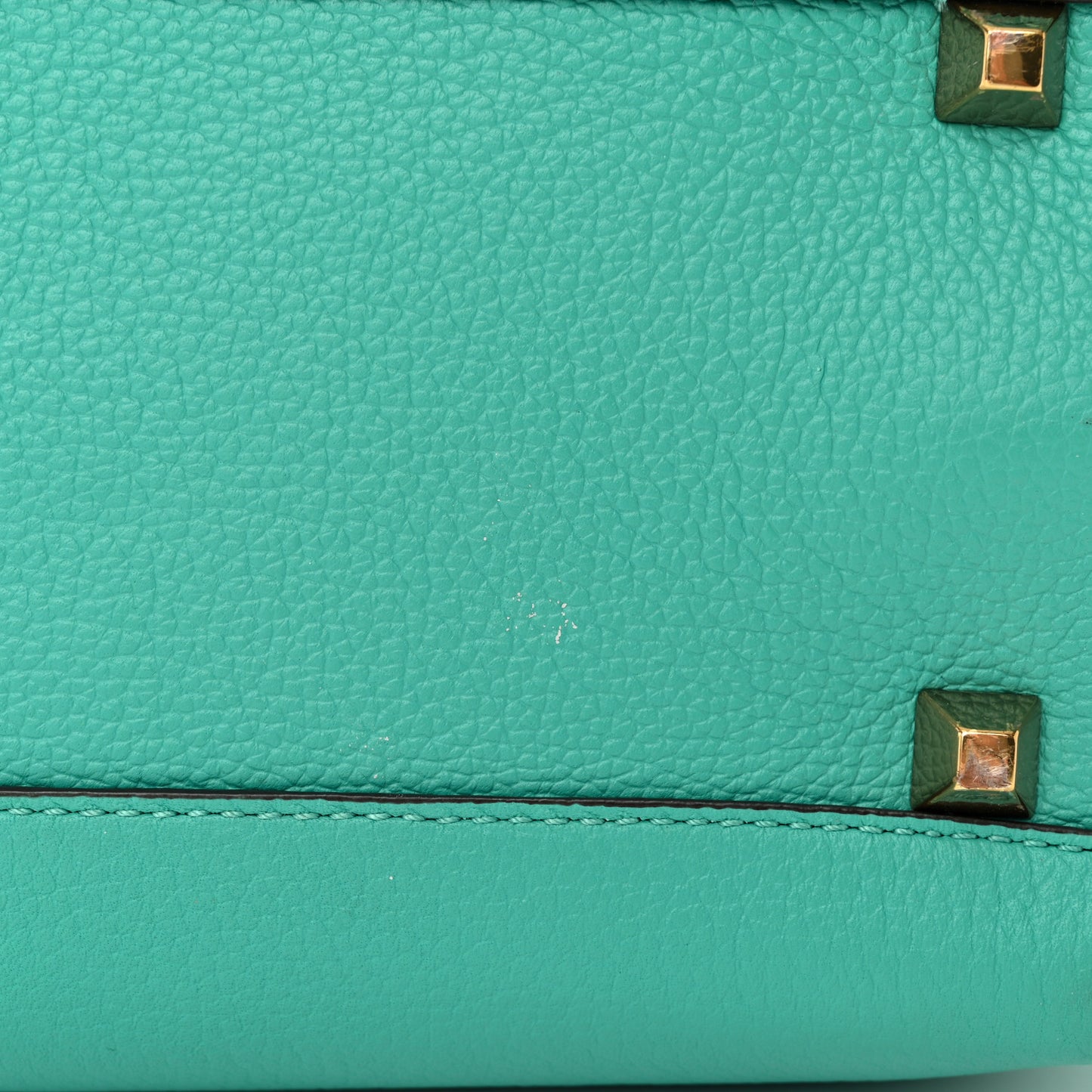 Grained Calfskin Medium Milla Hobo Oasis Green