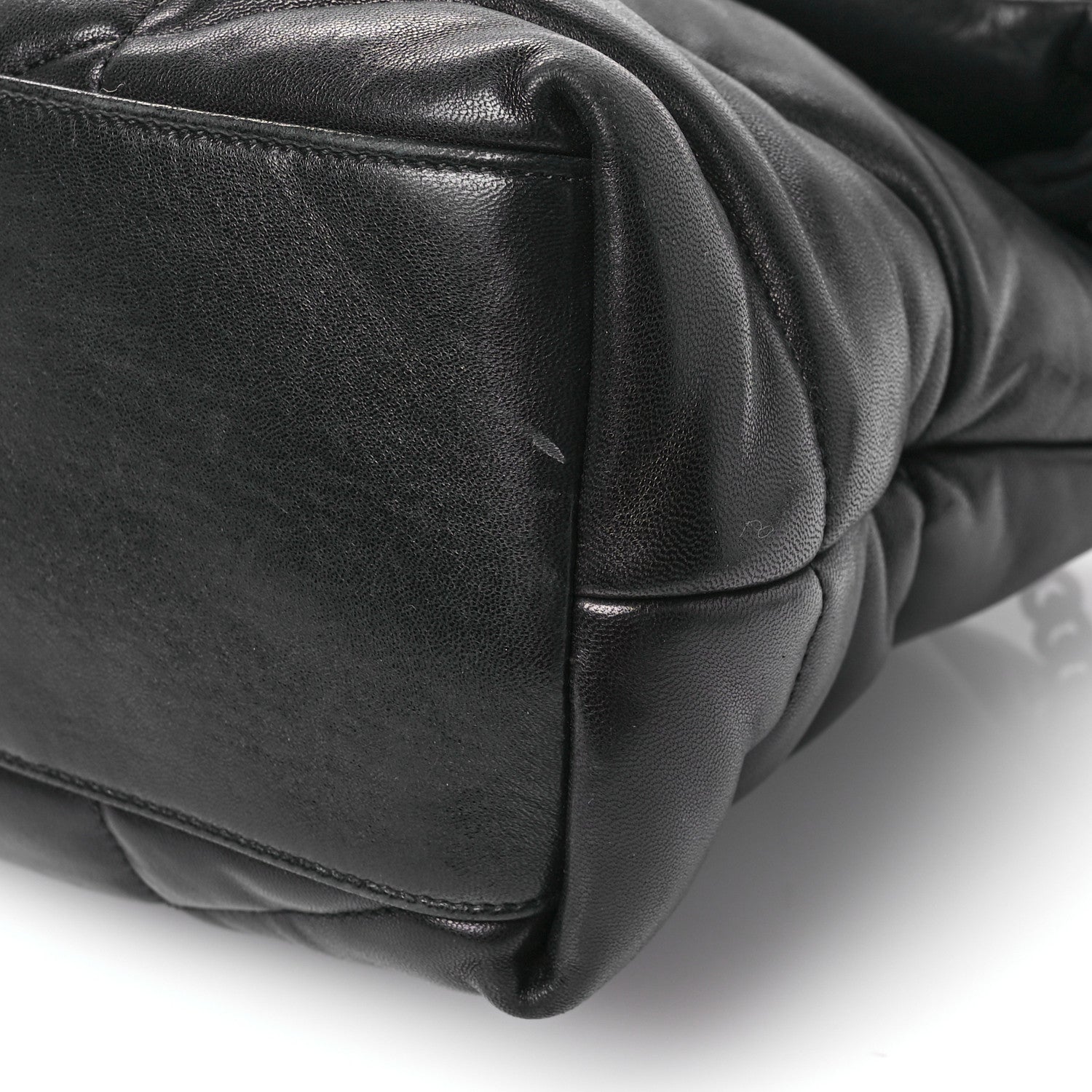 Saint Laurent Lambskin Quilted Monogram Monochrome Medium Loulou Puffer Chain Satchel Black 10 of 10