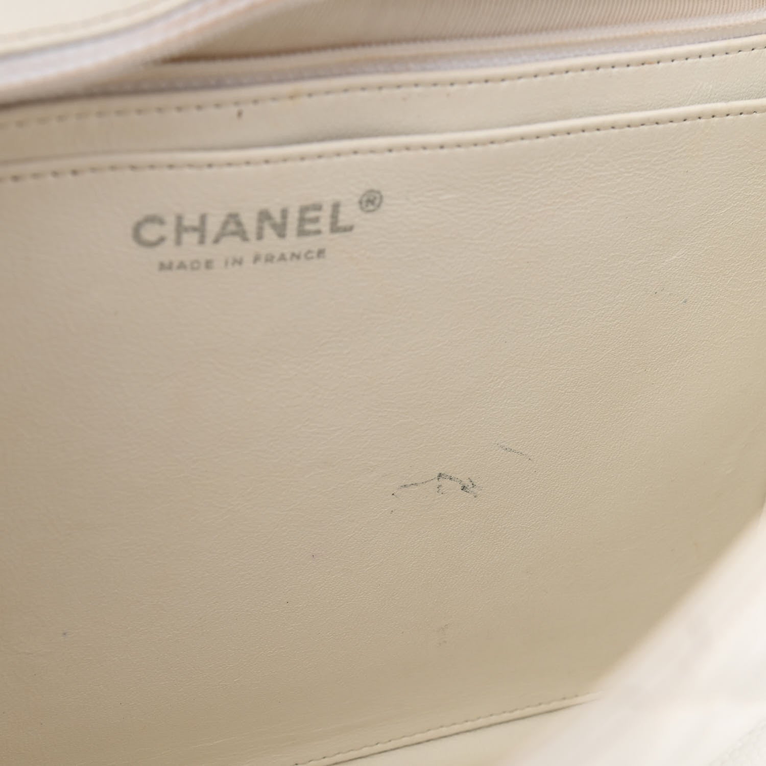 Chanel Caviar Quilted Jumbo Single Flap White 11 of 14