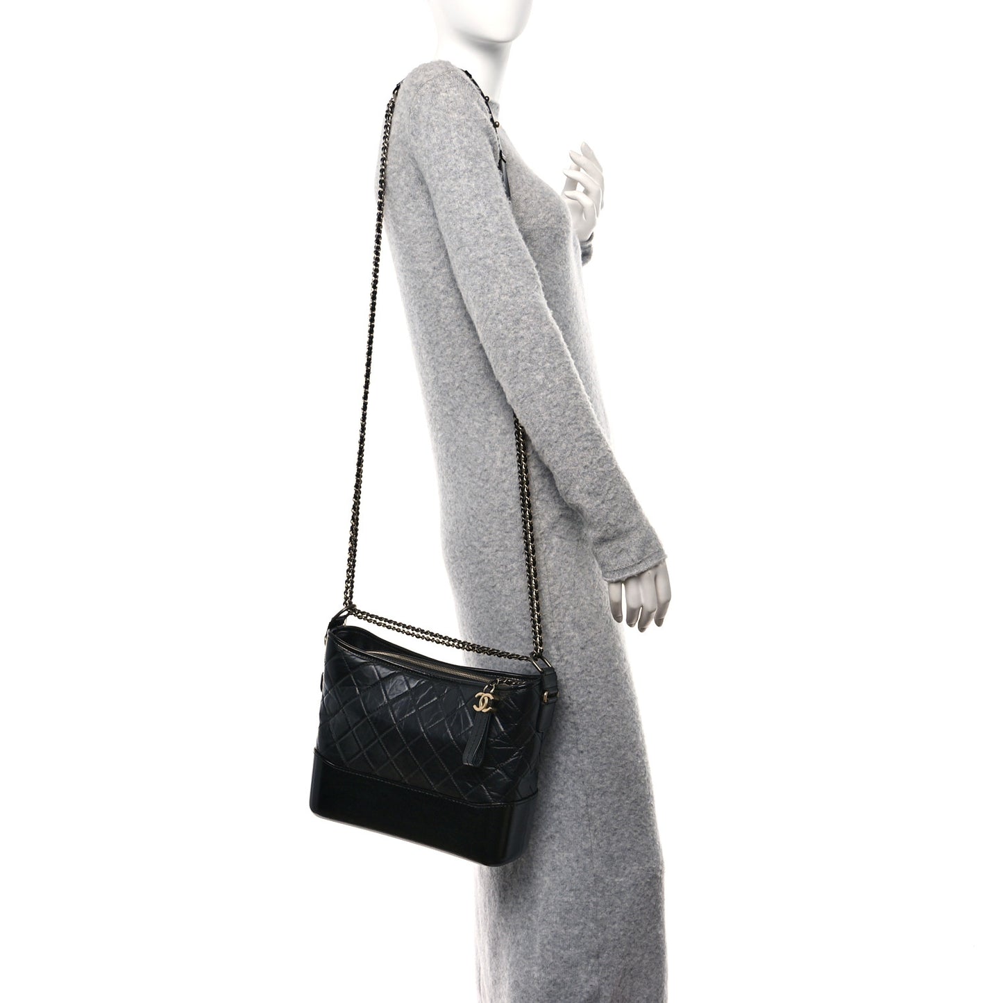 Aged Calfskin Quilted Medium Gabrielle Hobo Black