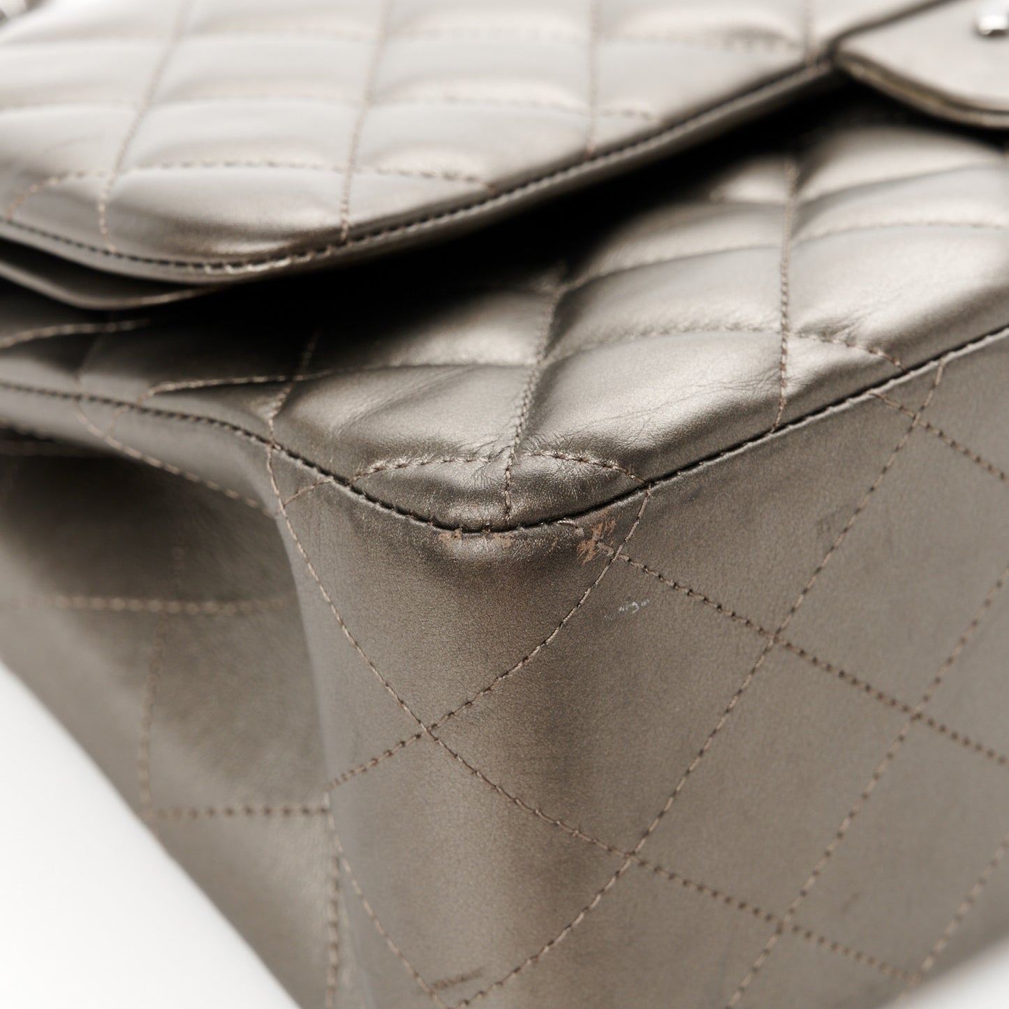 Metallic Lambskin Quilted Jumbo Double Flap Pewter