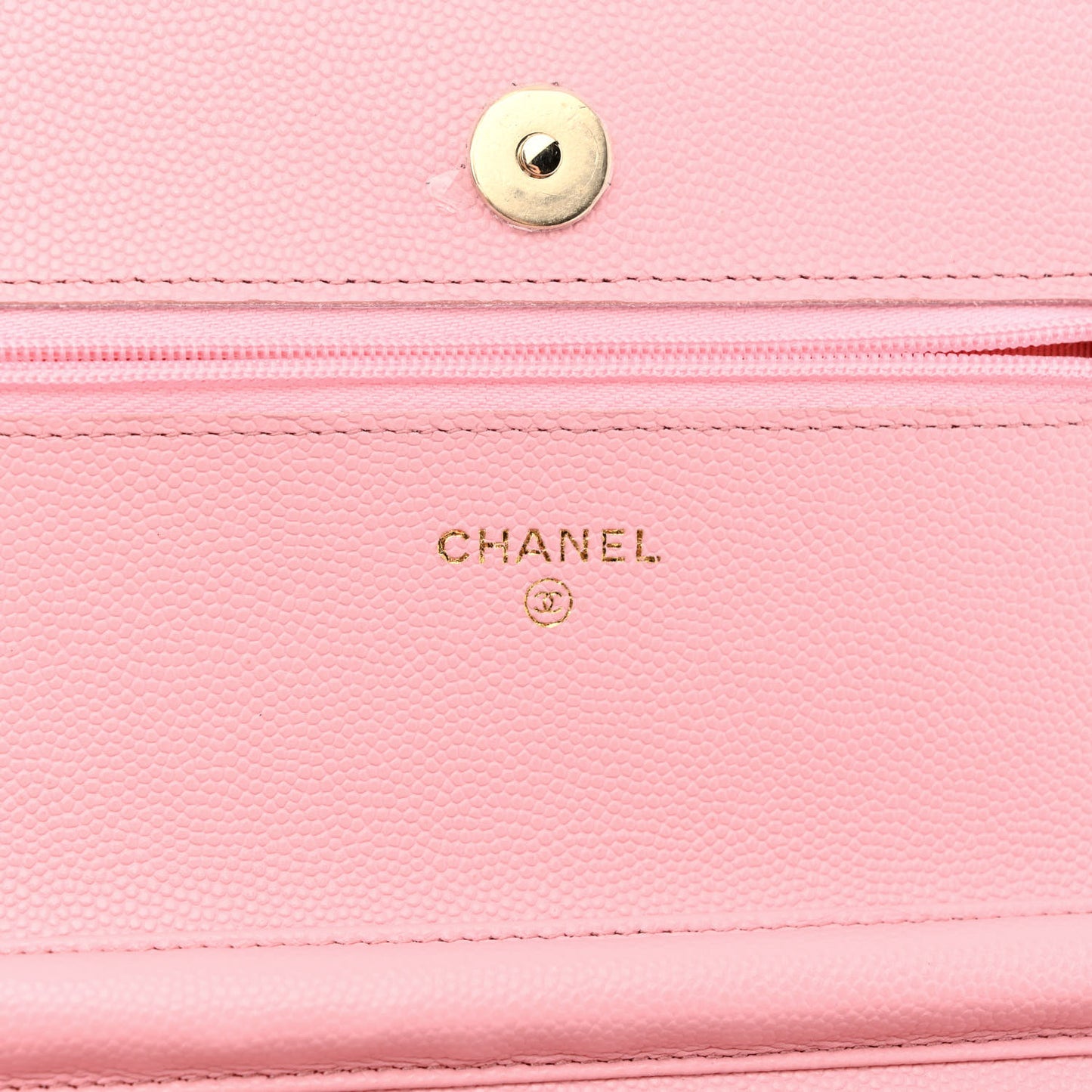 Caviar Quilted Wallet On Chain WOC Light Pink