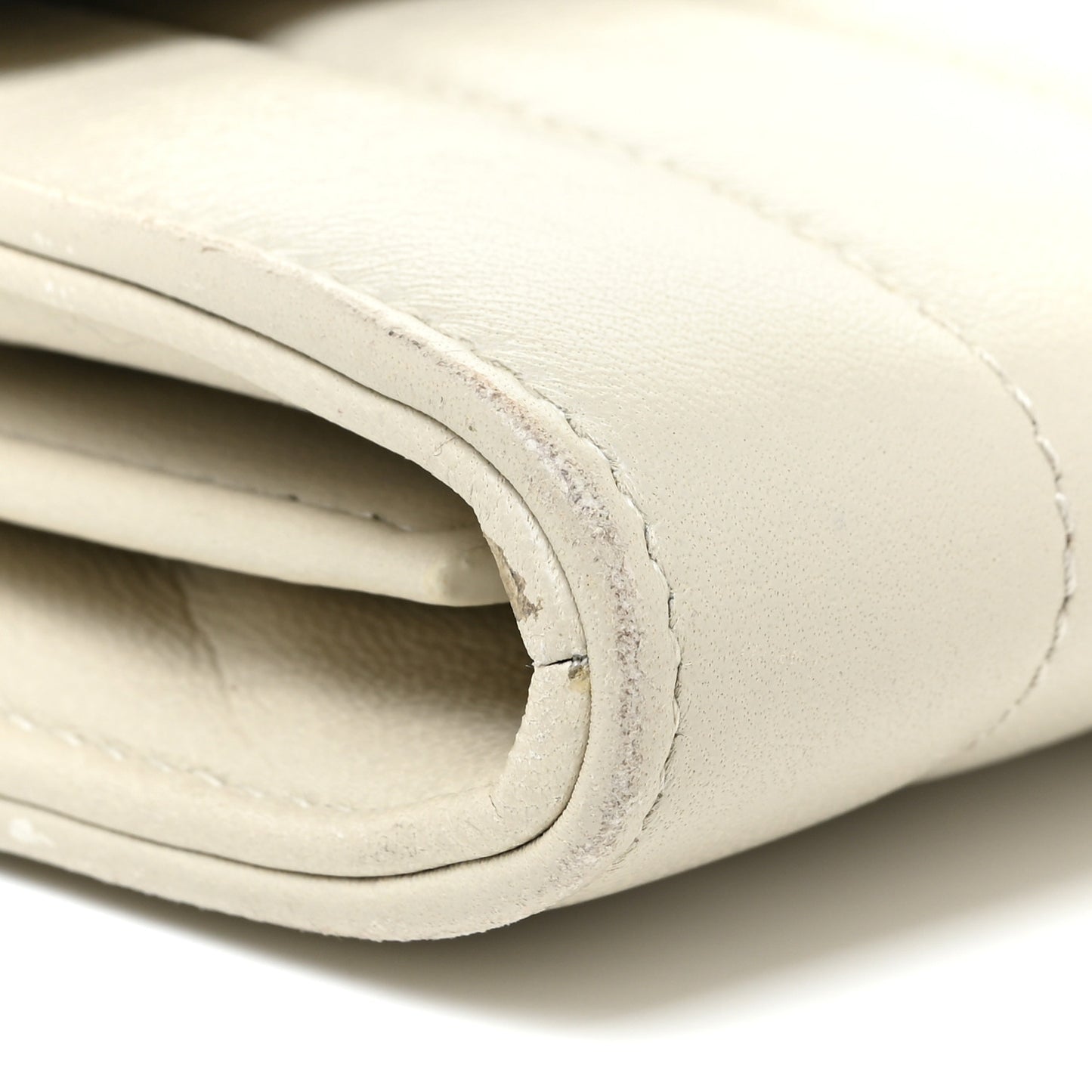 Lambskin Matelasse Small Vicky Chain Bag White