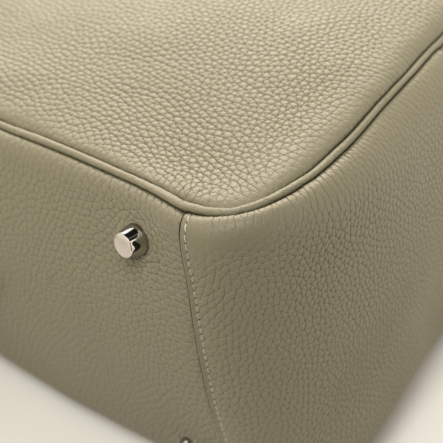 Taurillon Clemence Lindy 30 Sauge