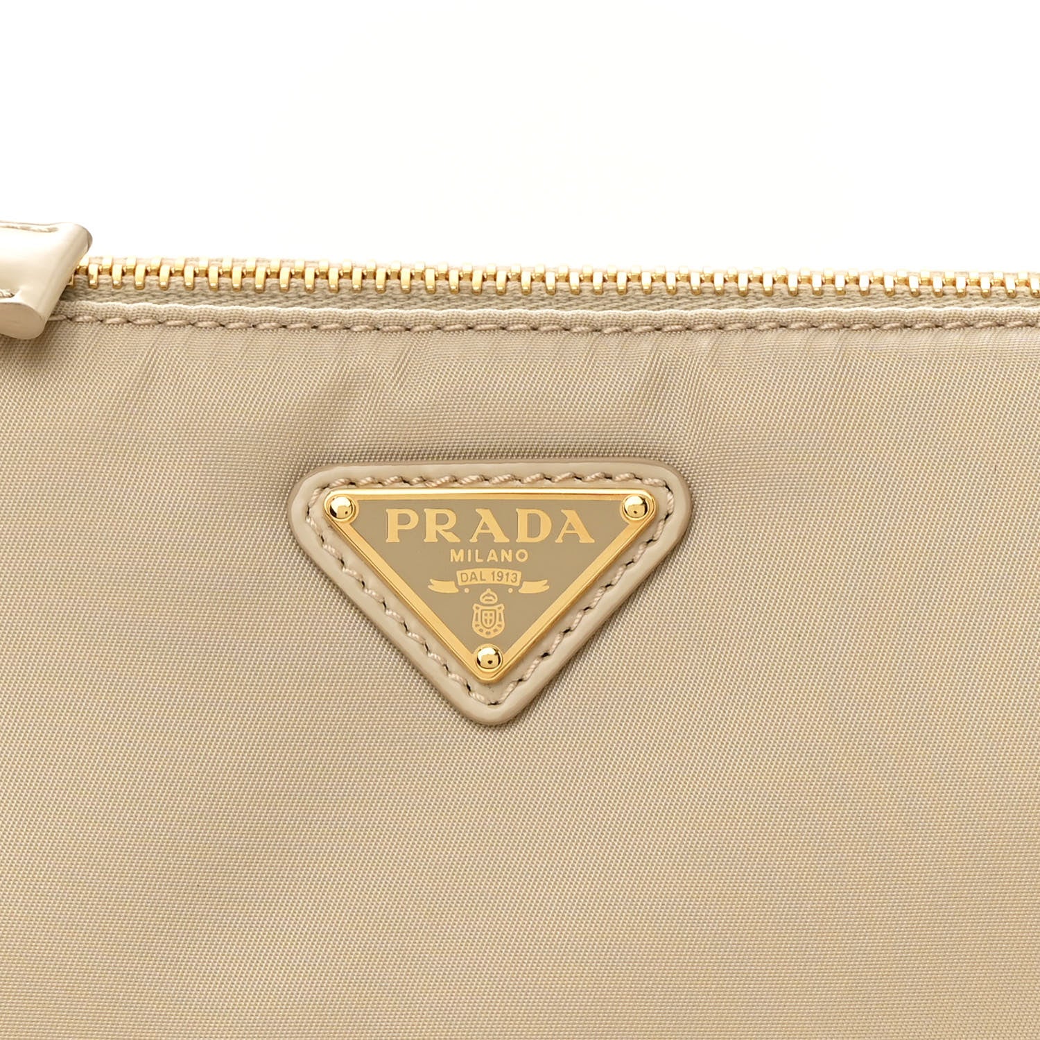 Prada Re-Nylon Spazzolato Re-Edition 2002 Shoulder Bag Deserto 8 of 10
