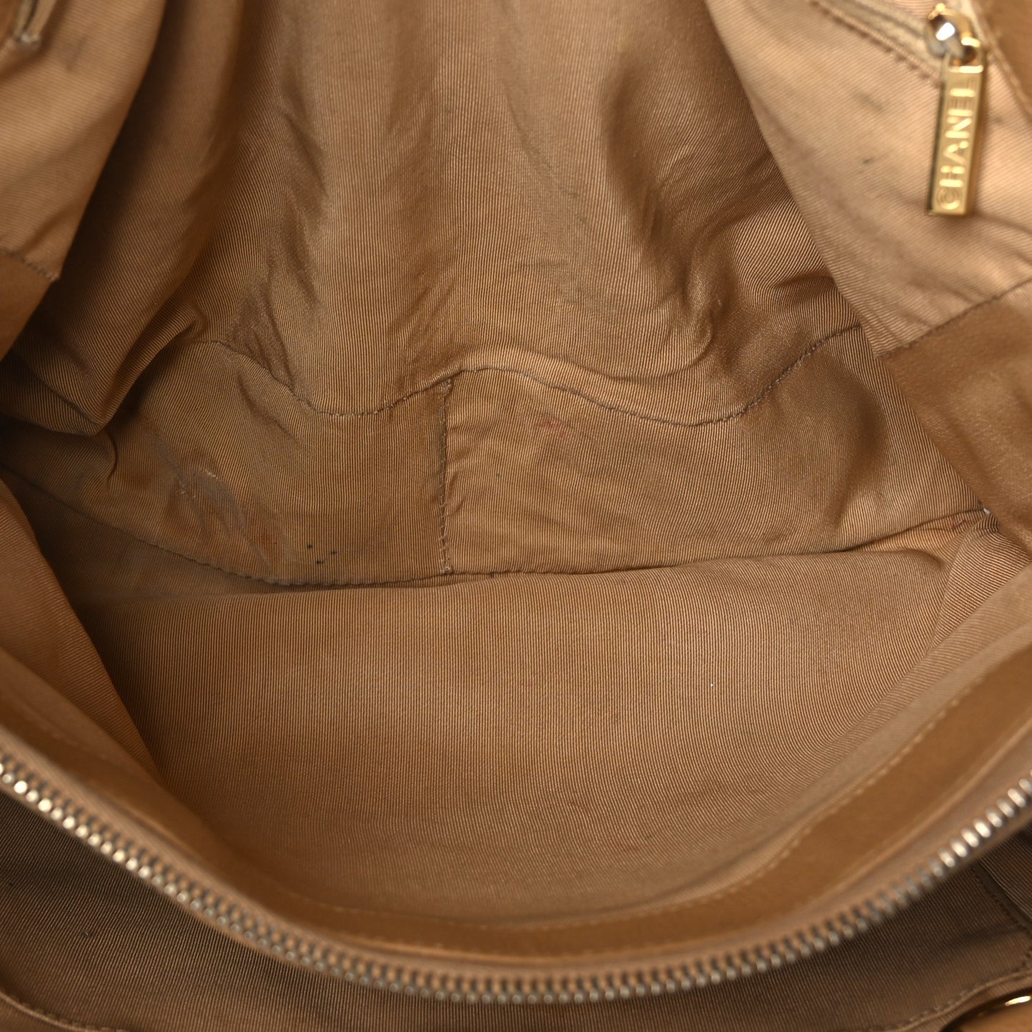 Caviar Quilted Grand Shopping Tote GST Beige Clair