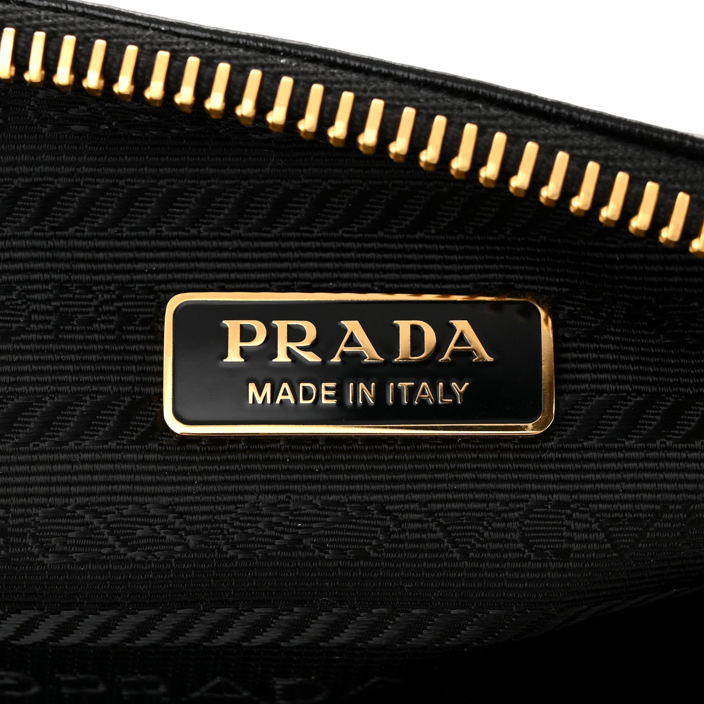 Soft Lux Calfskin Re-Edition 2002 Shoulder Bag Black