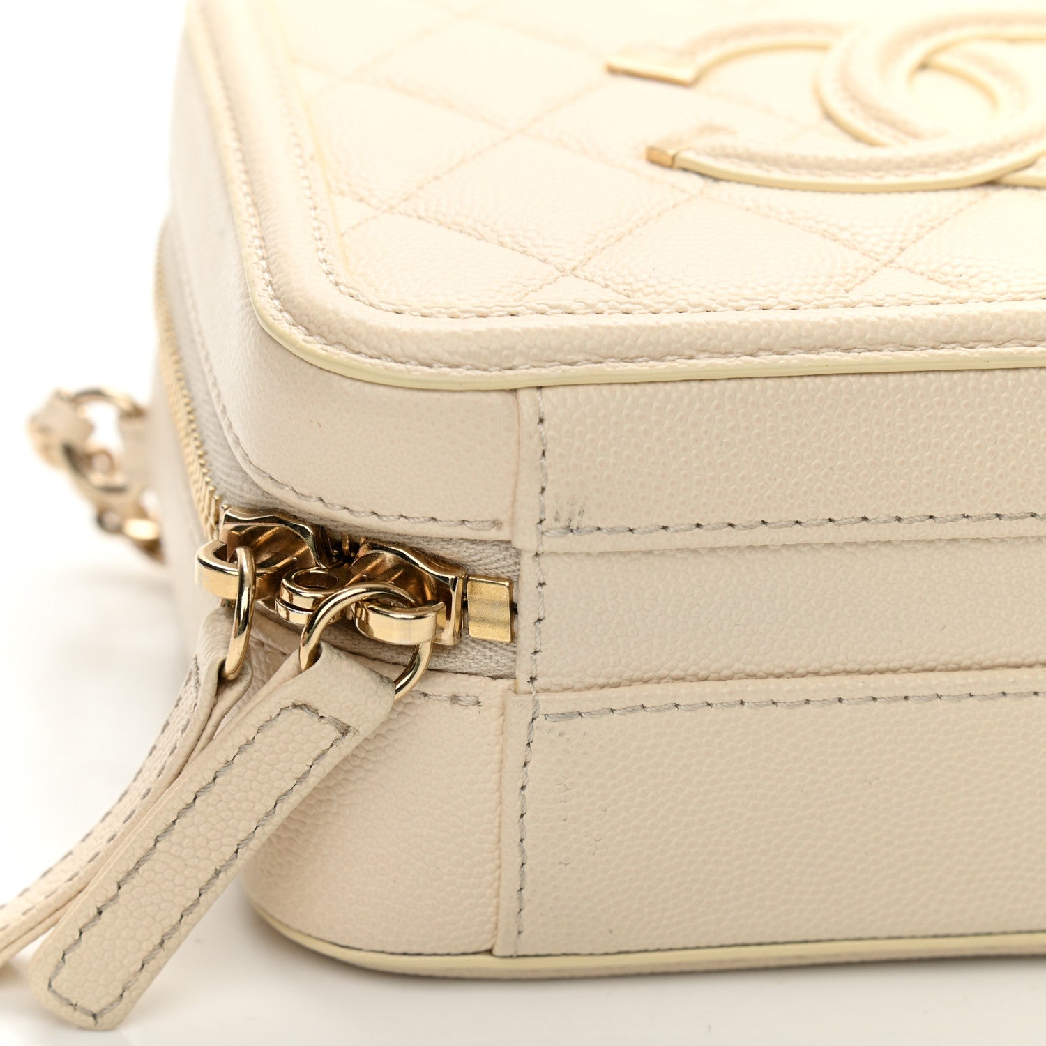 Chanel Caviar Quilted Small CC Filigree Vanity Case White 11 of 15