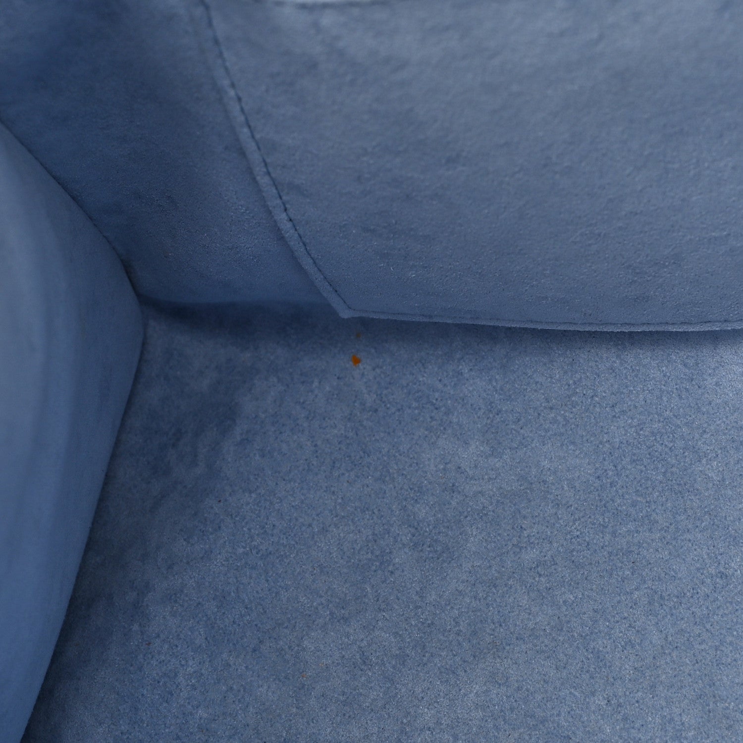 Louis Vuitton Empreinte Monogram Giant By The Pool Onthego MM Summer Blue 11 of 11