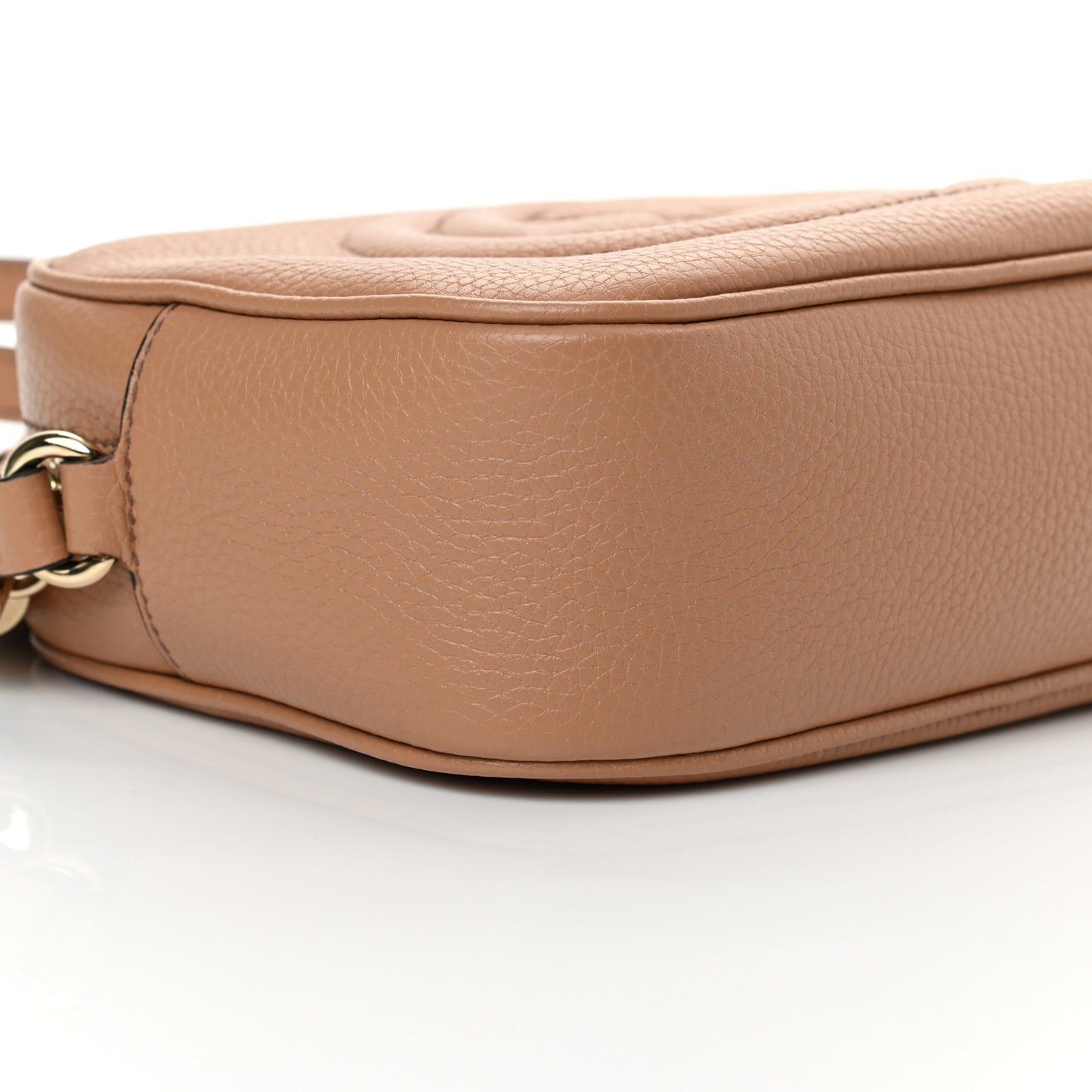 Pebbled Calfskin Small Soho Disco Bag Camelia