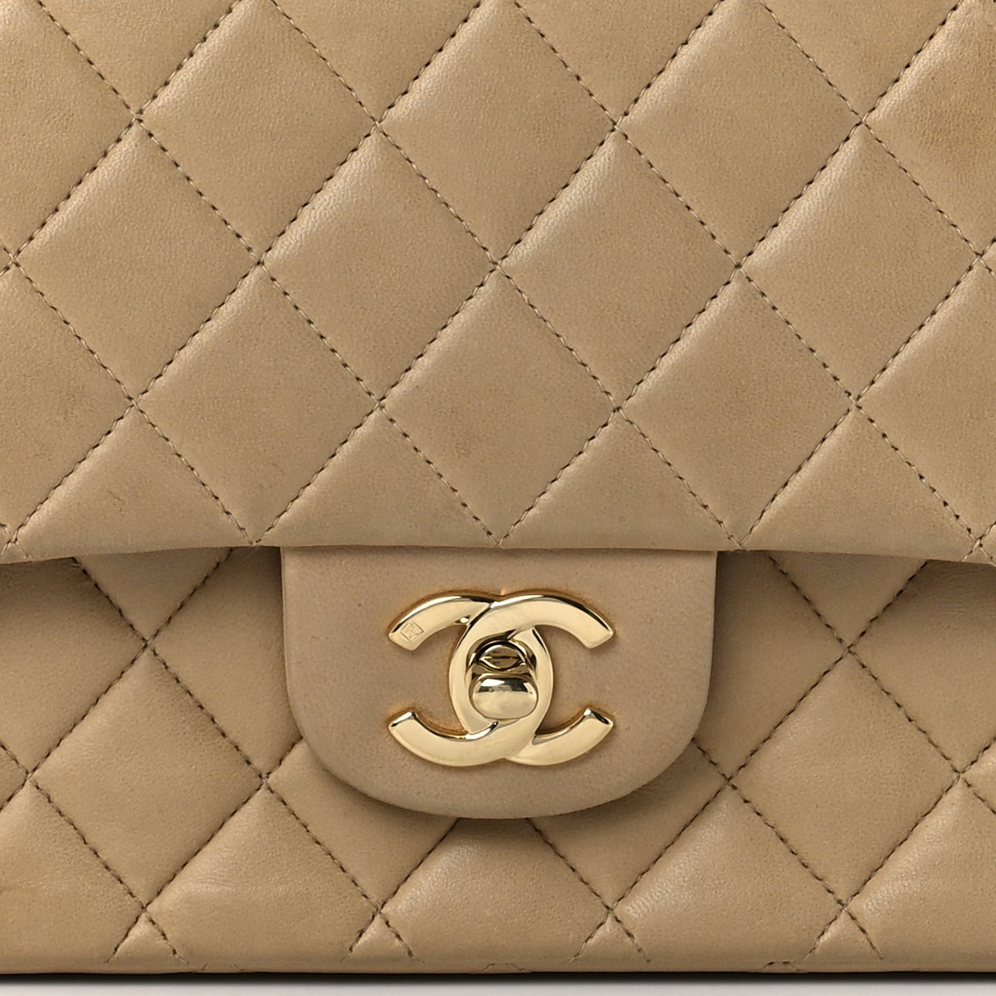 Lambskin Quilted Medium Double Flap Beige
