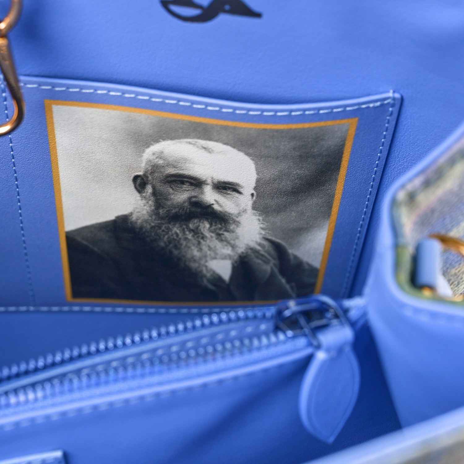 Louis Vuitton Masters Monet Montaigne MM 7 of 9