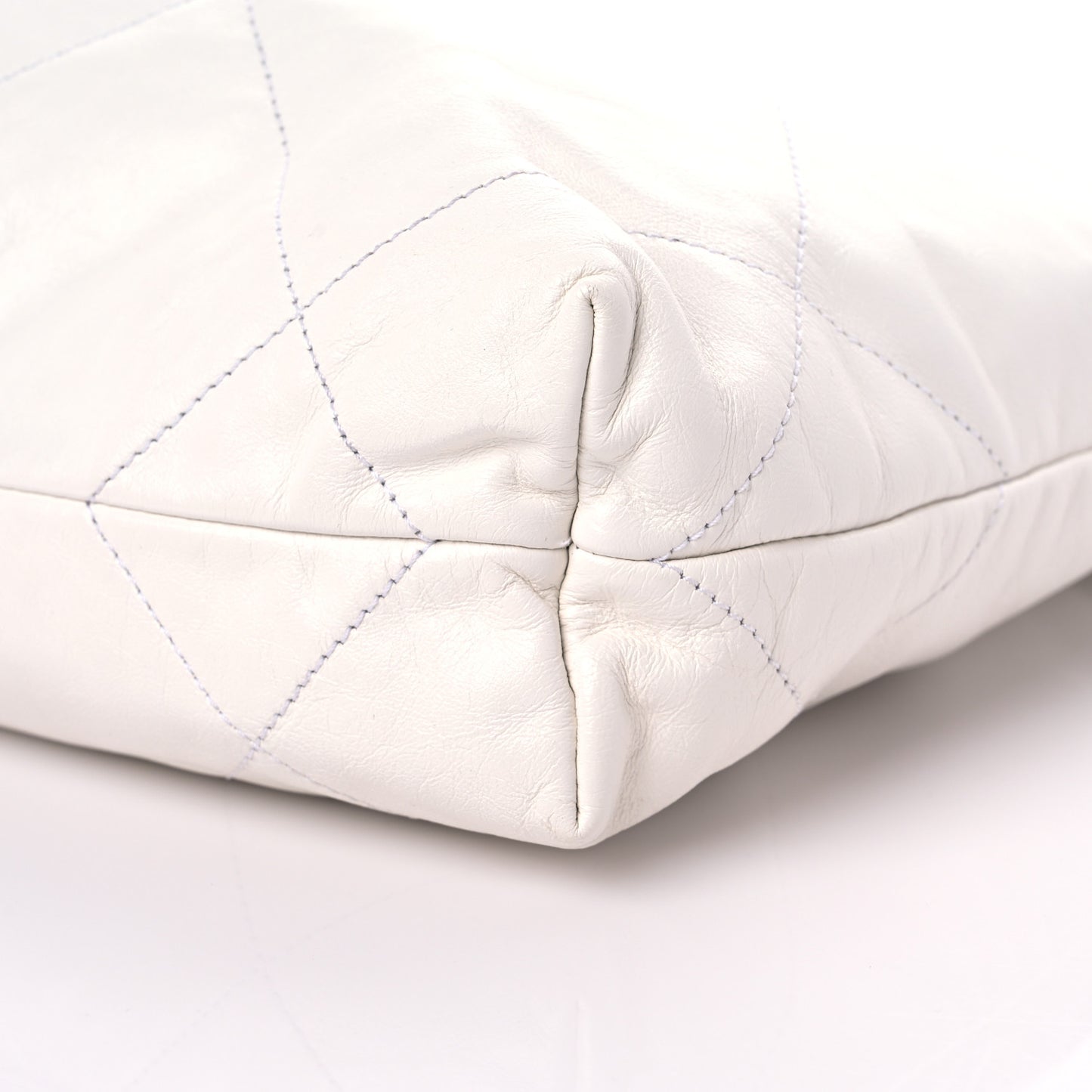 Shiny Calfskin Quilted Small Chanel 22 White