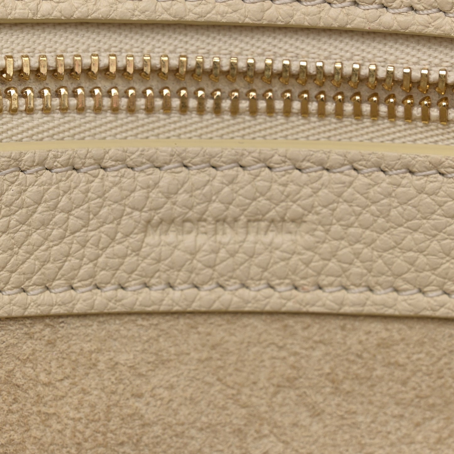 Soft Grained Calfskin Small Belt Cabas Phantom Cream