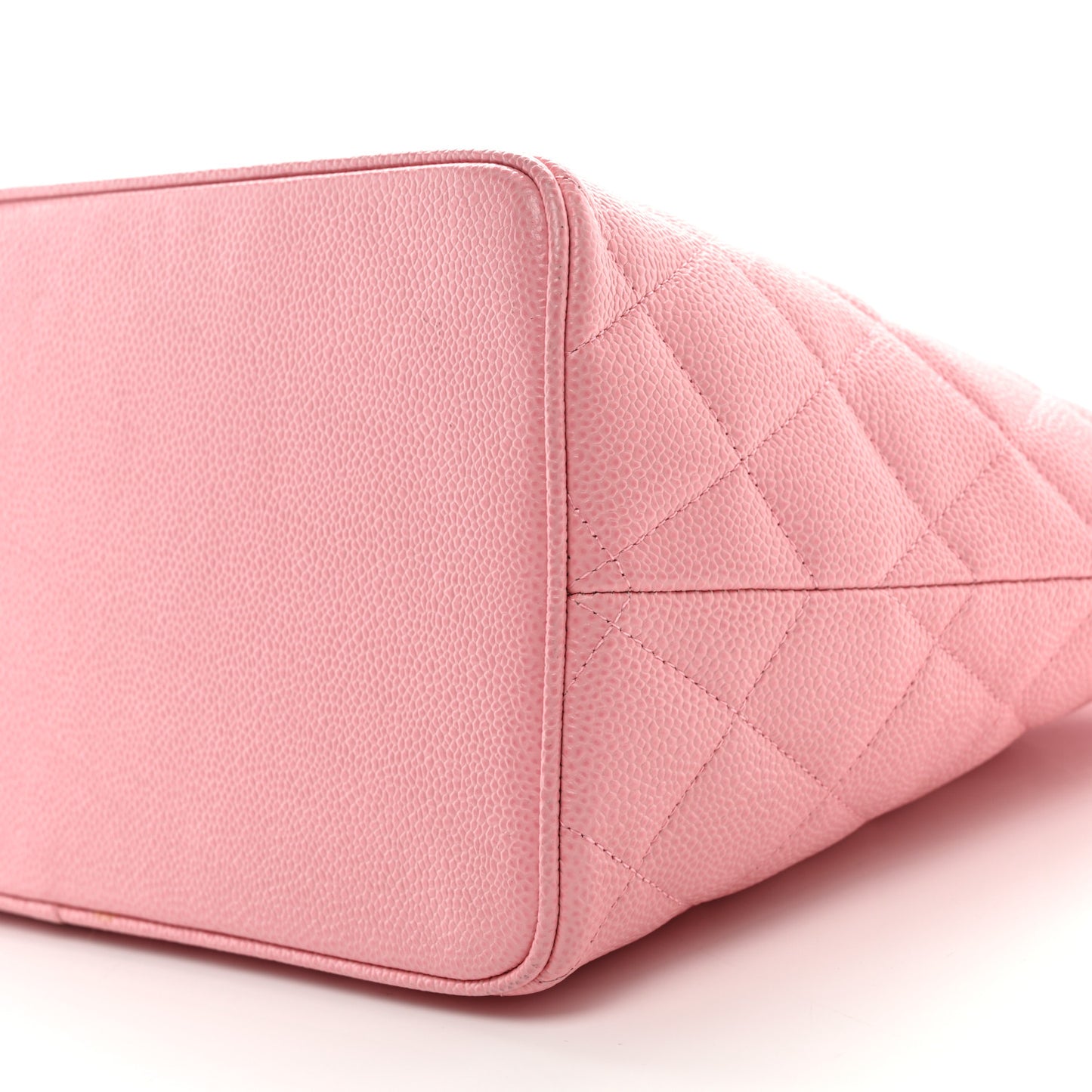 Caviar Quilted Medallion Tote Light Pink