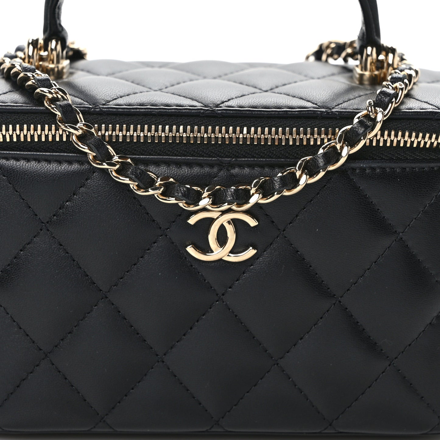 Lambskin Quilted Small Top Handle Vanity Case With Chain Black