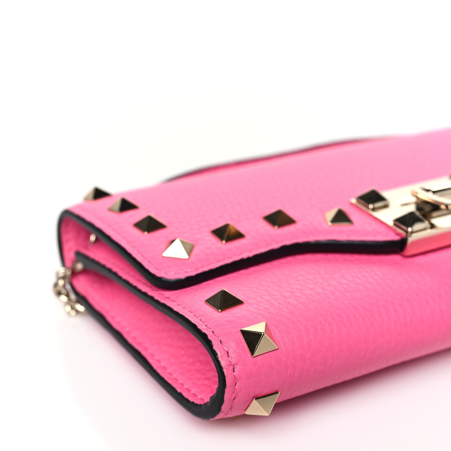 Pebbled Calfskin Rockstud Flip Lock Wallet On Chain Feminine Pink