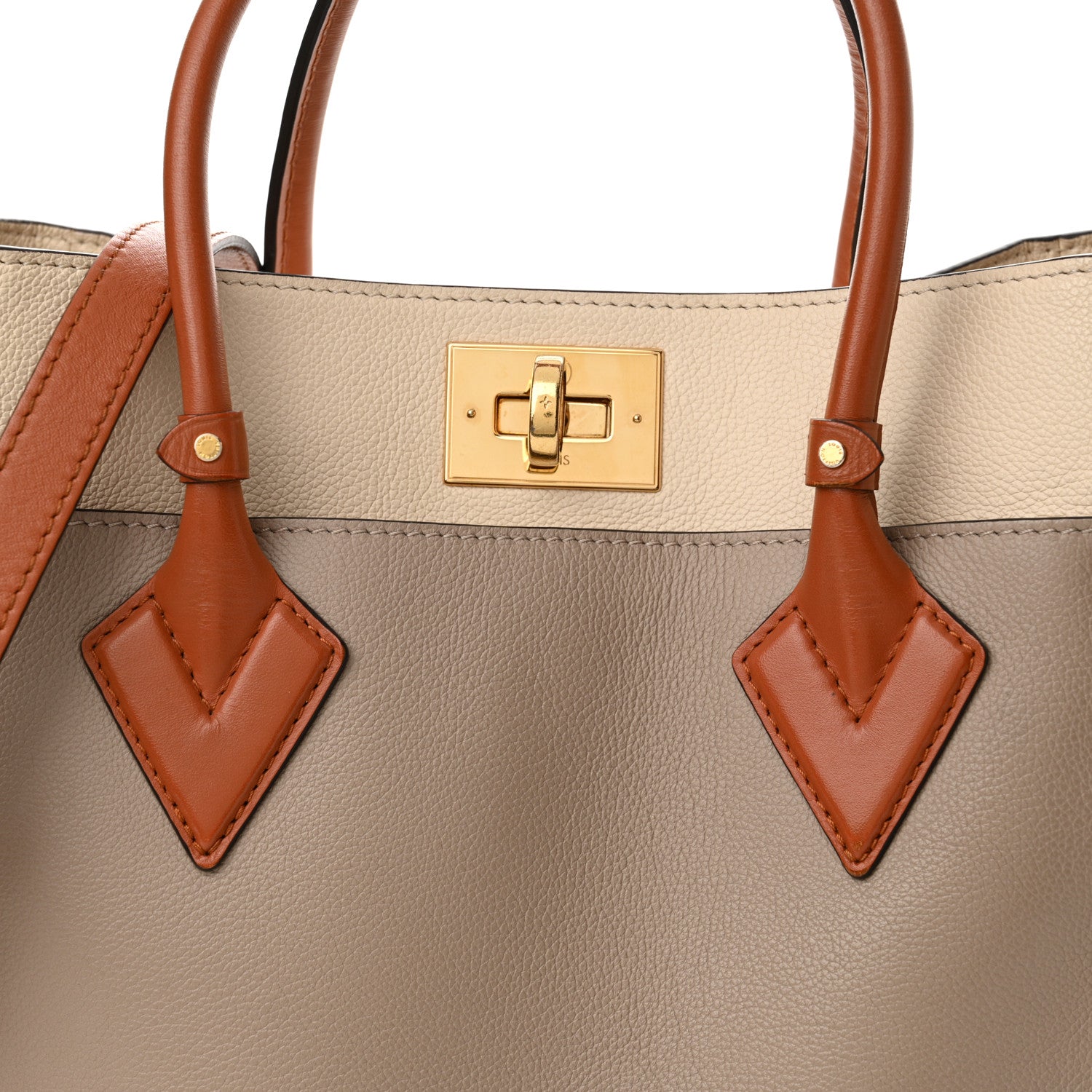 Louis Vuitton Calfskin Monogram Tufting On My Side Galet 8 of 14