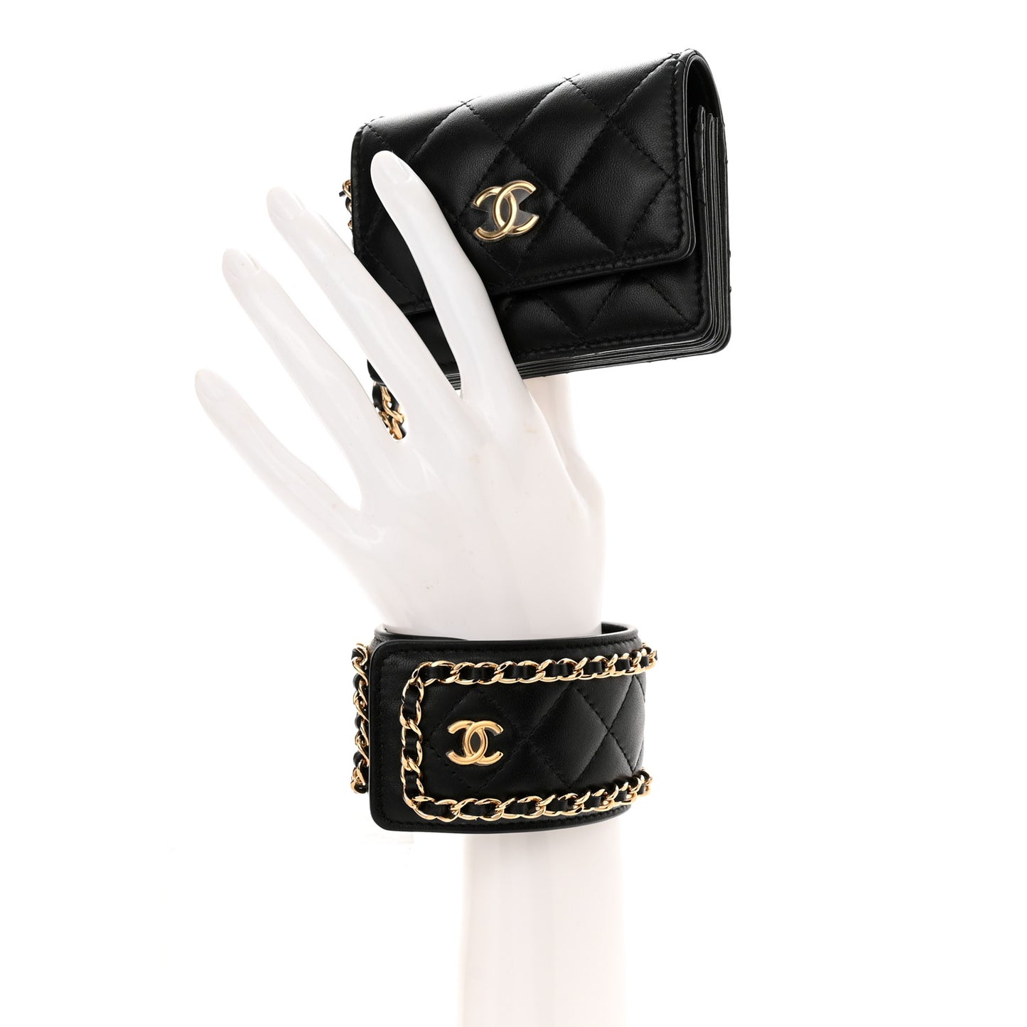 Lambskin Quilted Flap Card Holder With Cuff Black