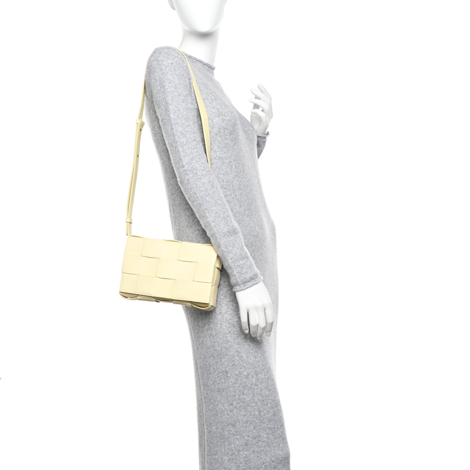 Bottega Veneta Nappa Maxi Intreccio Cassette Bag Zest 2 of 9