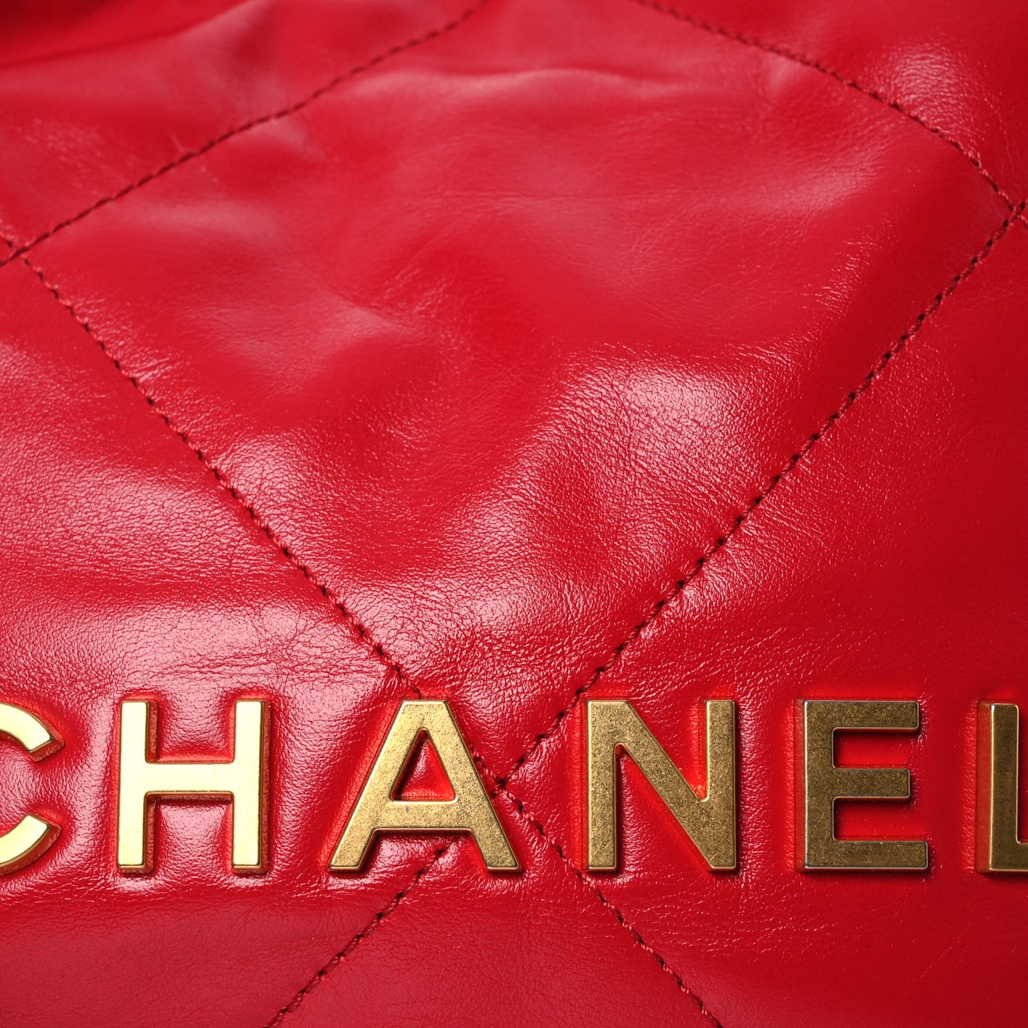 Shiny Calfskin Quilted Mini Chanel 22 Red