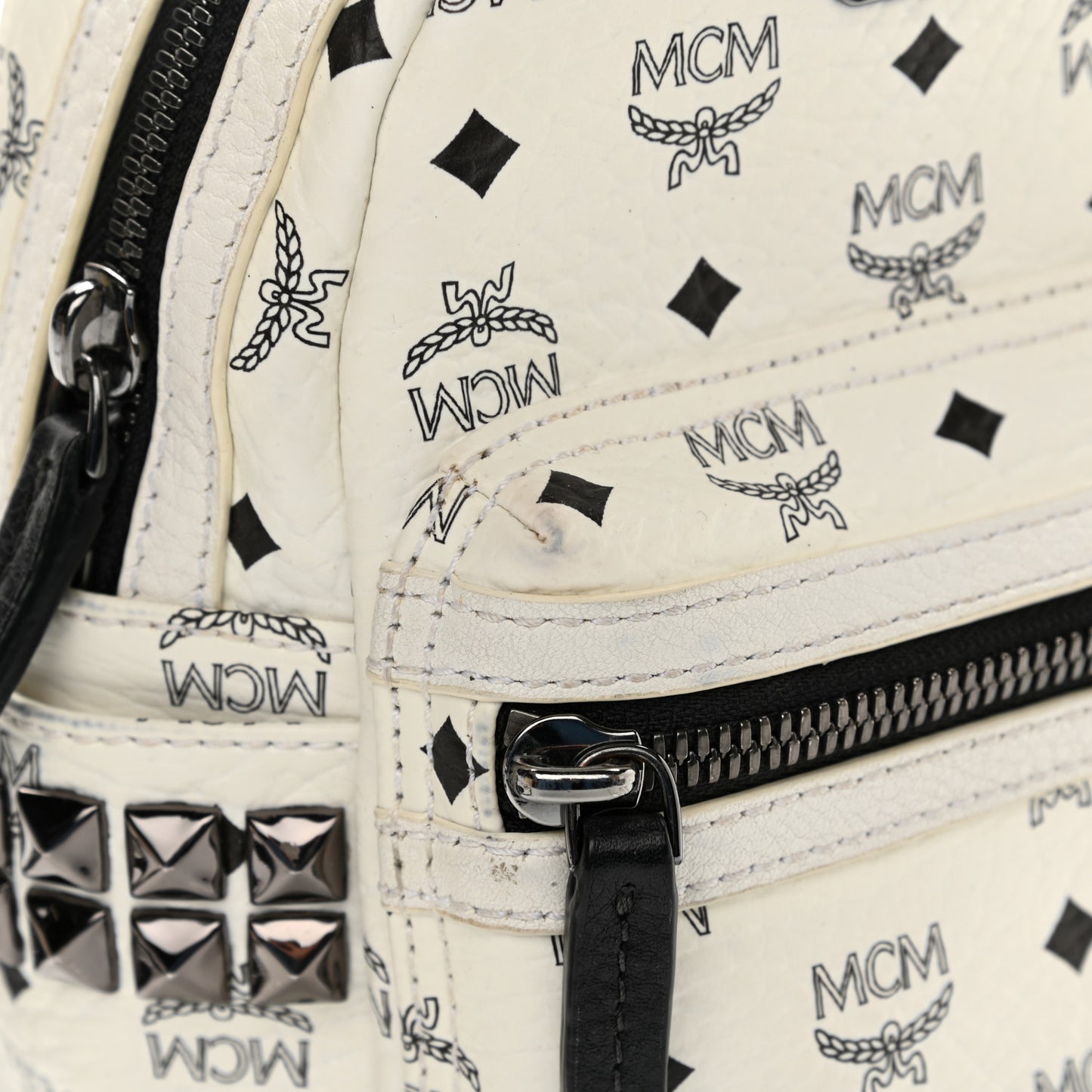 Visetos Side Stud X-Mini Stark Bebe Boo Backpack White