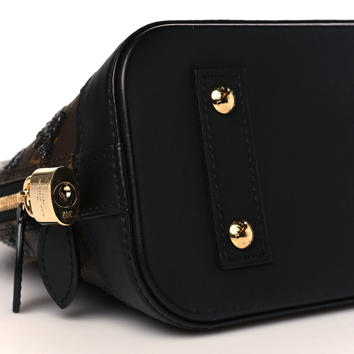 Monogram Sequins Eclipse Alma BB Black