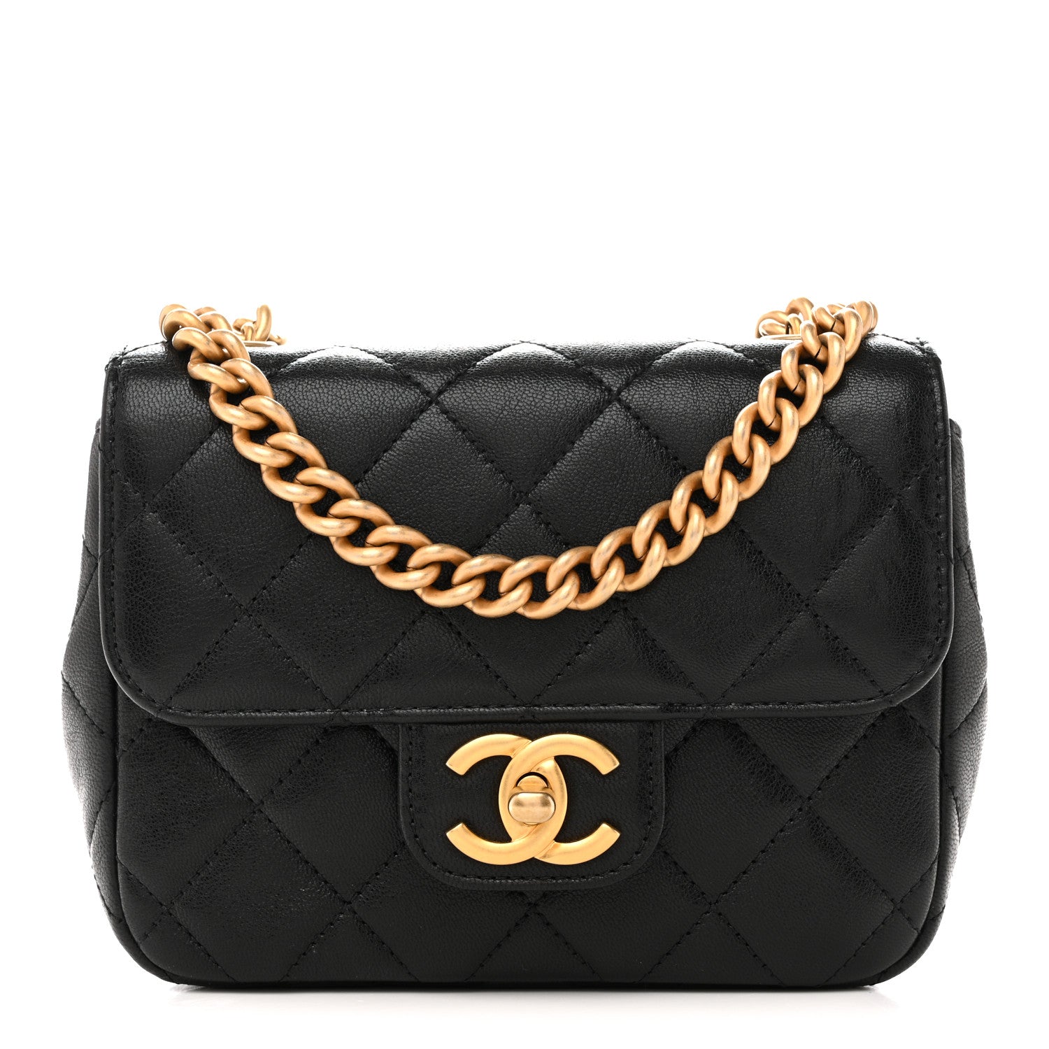 CHANEL 　キルティングミニバッグ Chanel Shiny Goatskin Quilted Mini Chain Strap Flap Black 1871338