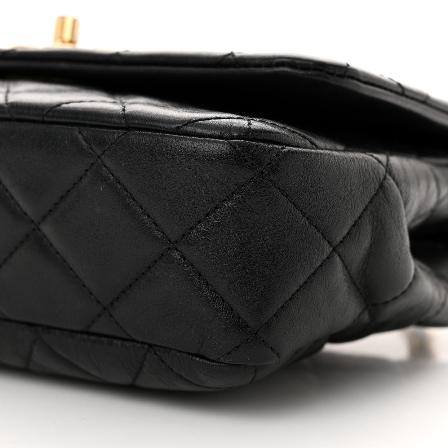 Glazed Calfskin Quilted Pearl Side Flap Black