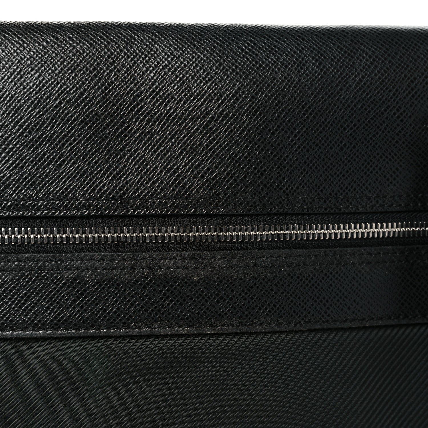 Louis Vuitton Taiga Saratov GM Epicea 11 of 11