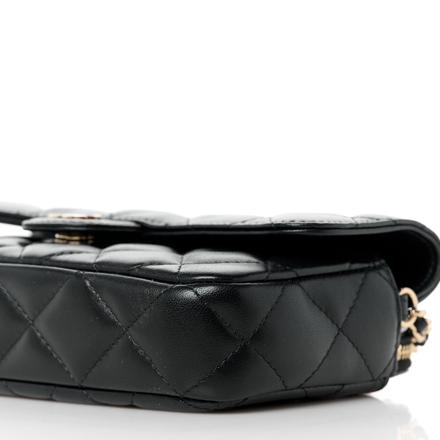 Lambskin Quilted Flap Phone Holder With Chain Black