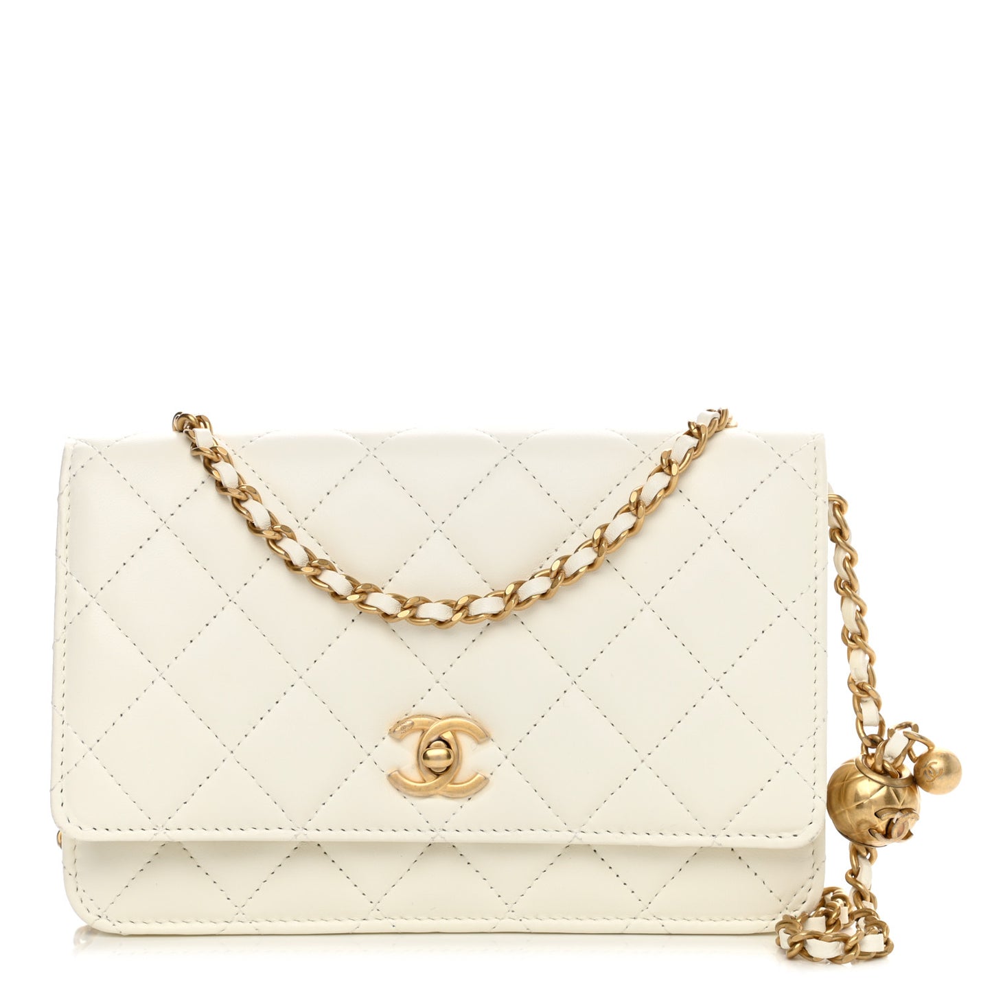 Lambskin Quilted CC Pearl Crush Wallet on Chain WOC White