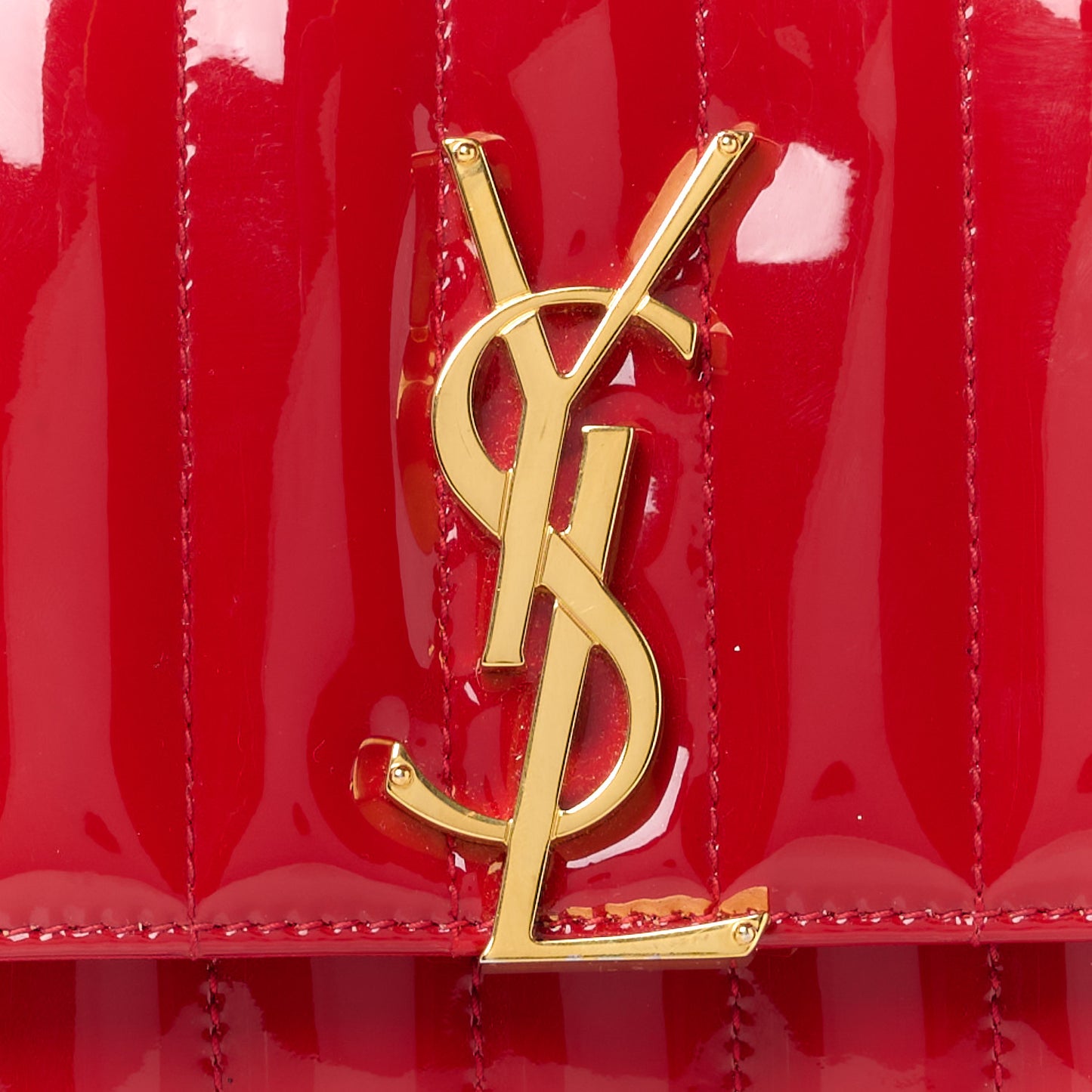 Patent Matelasse Monogram Small Vicky Chain Bag Red