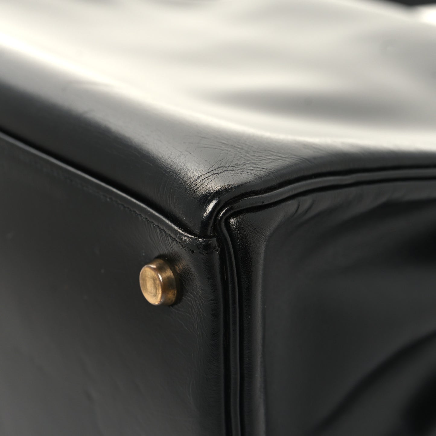 Box Kelly Retourne 32 Black