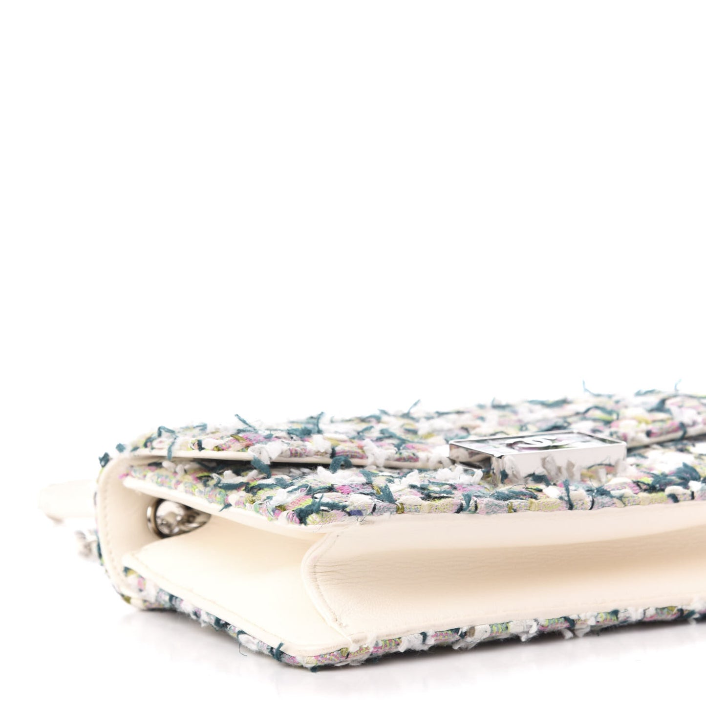 Tweed Beauty Lock Flap Multicolor