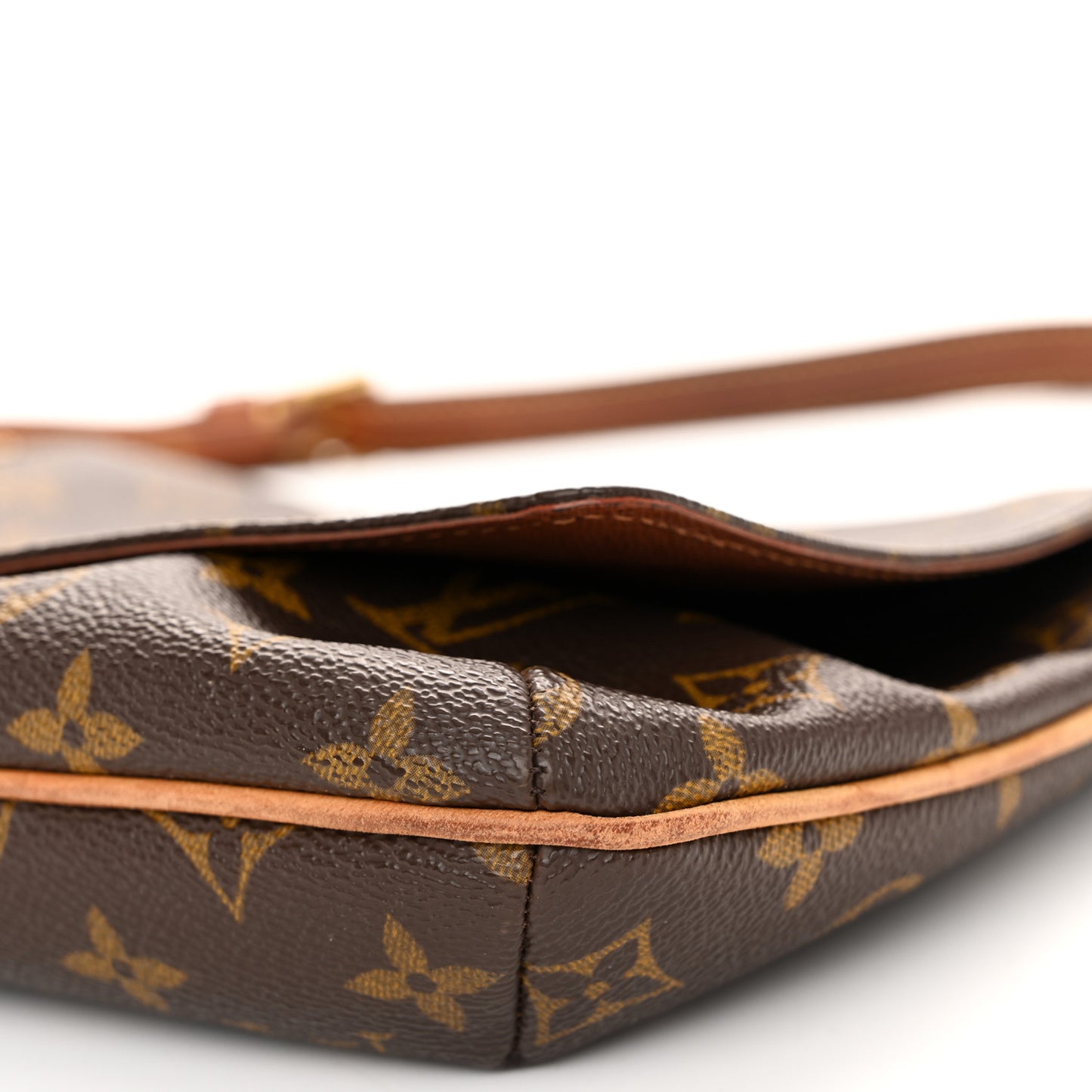 Monogram Musette Tango