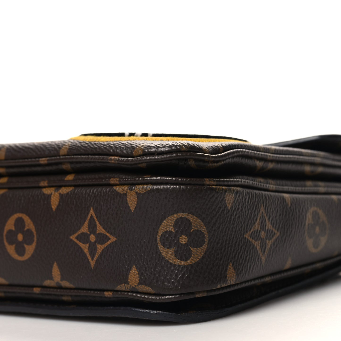 Monogram Patches Pochette Metis