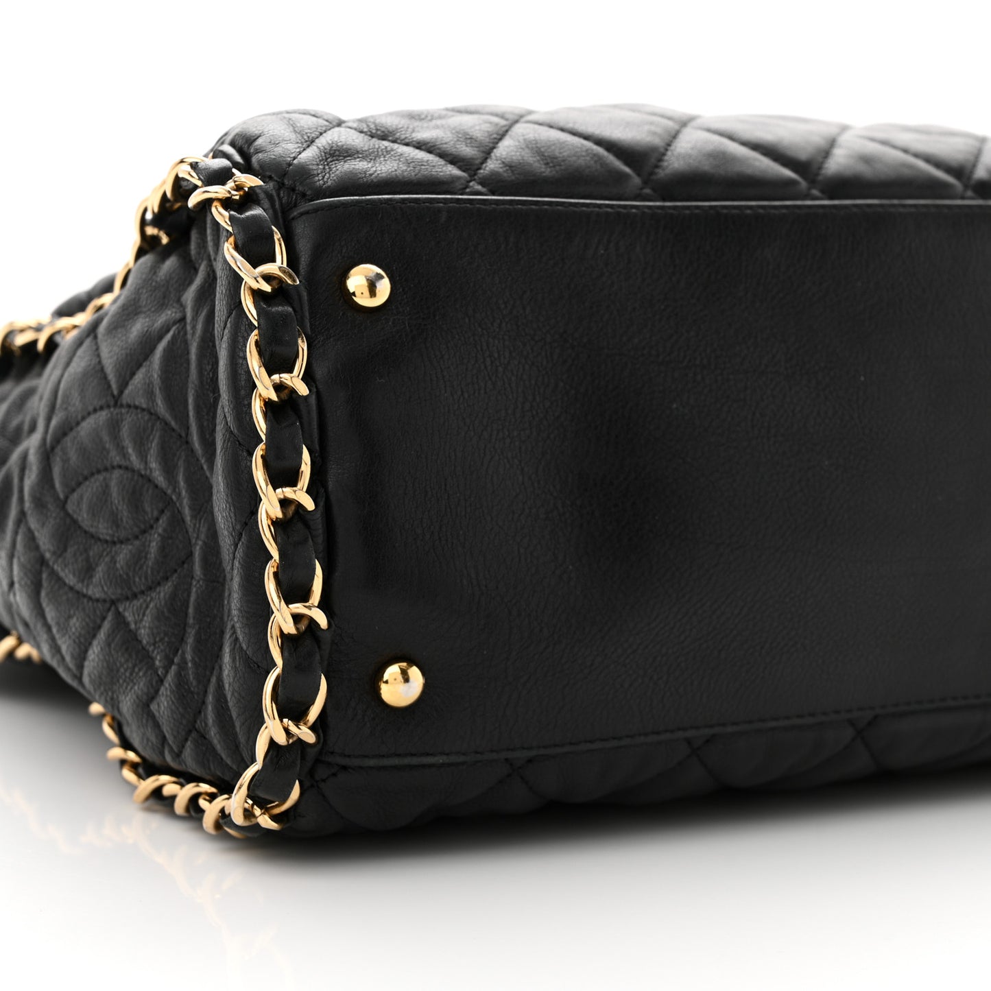 Calfskin Quilted Large Chain Me Hobo Black