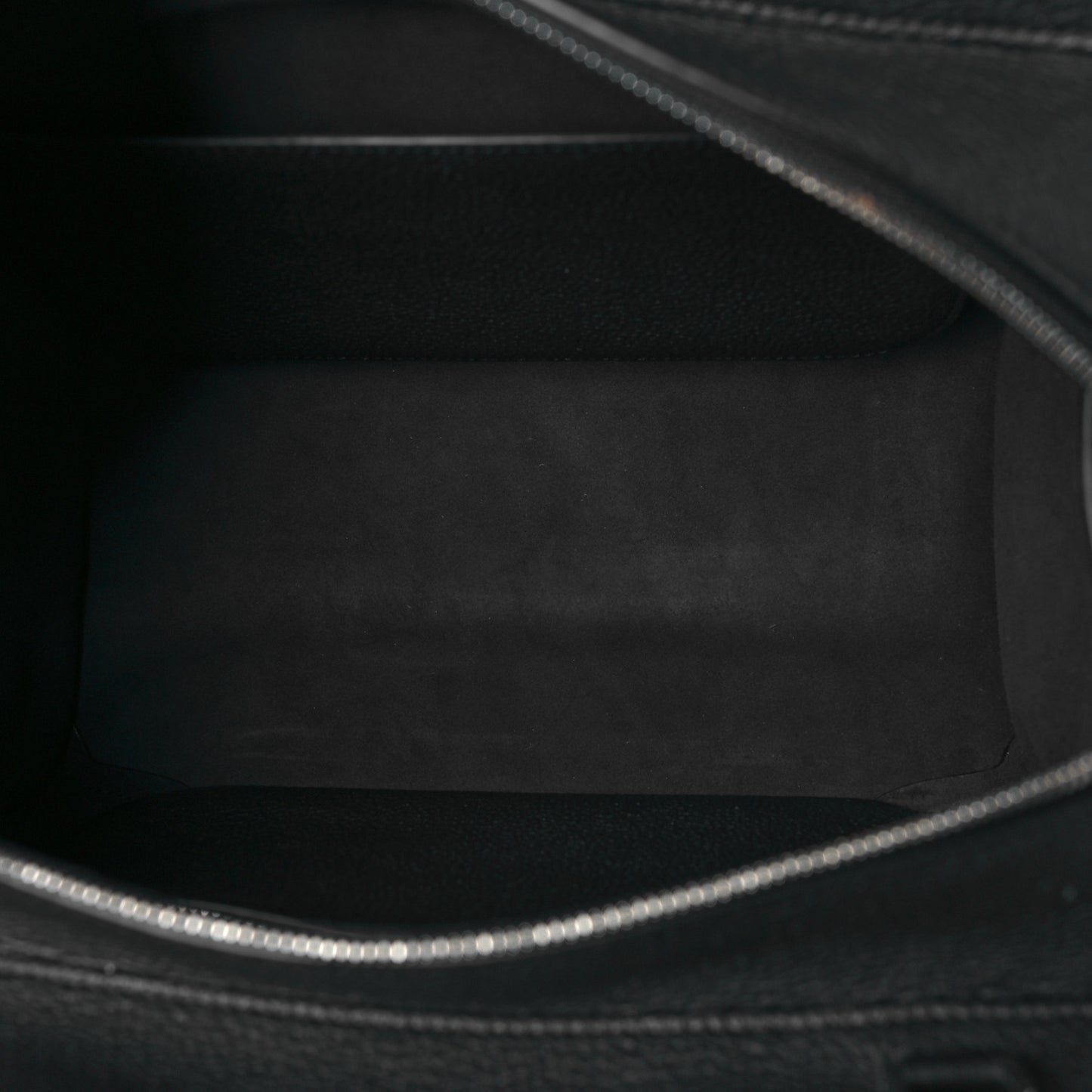 Grained Calfskin Medium Sesia Black
