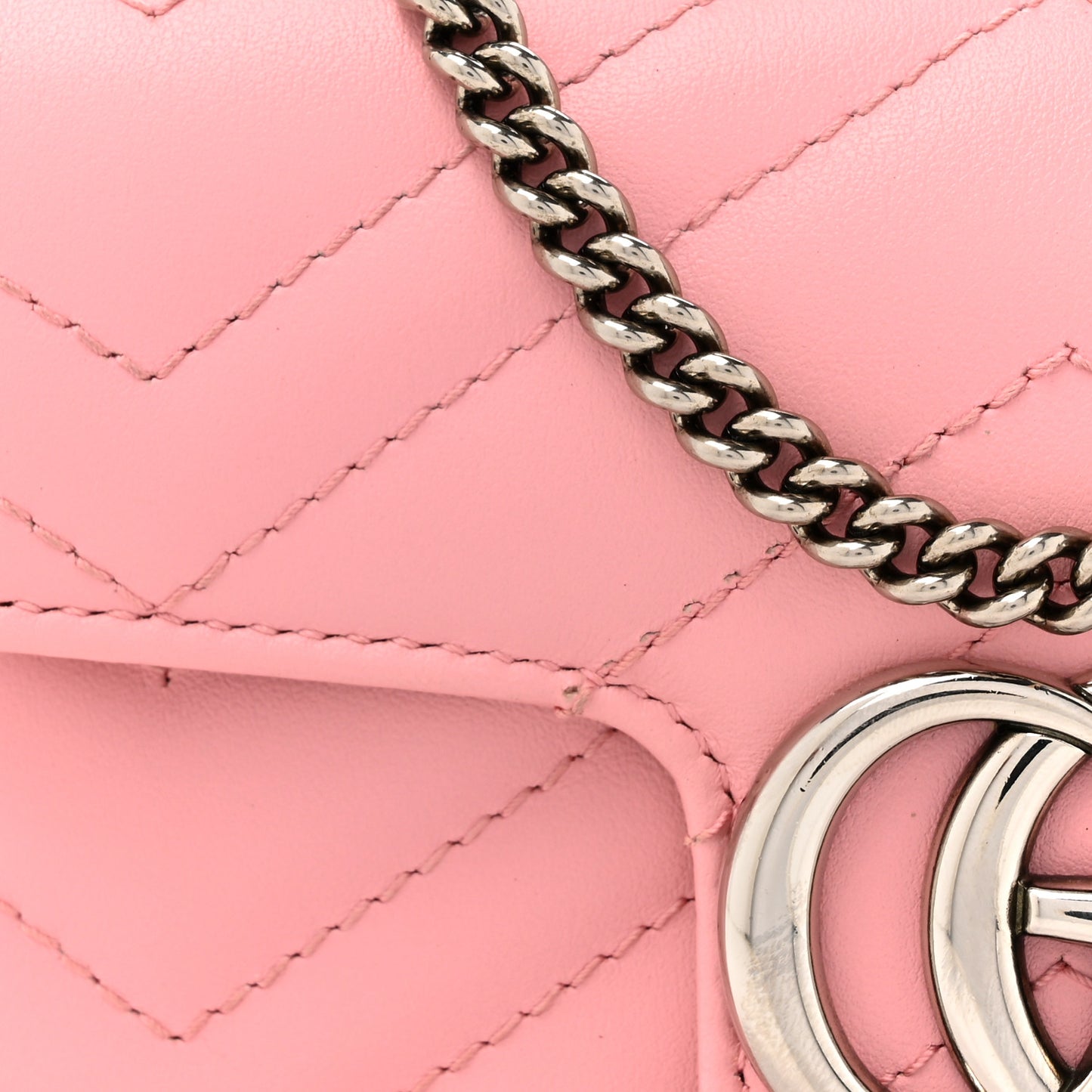 Calfskin Matelasse Super Mini GG Marmont Shoulder Bag Wild Rose