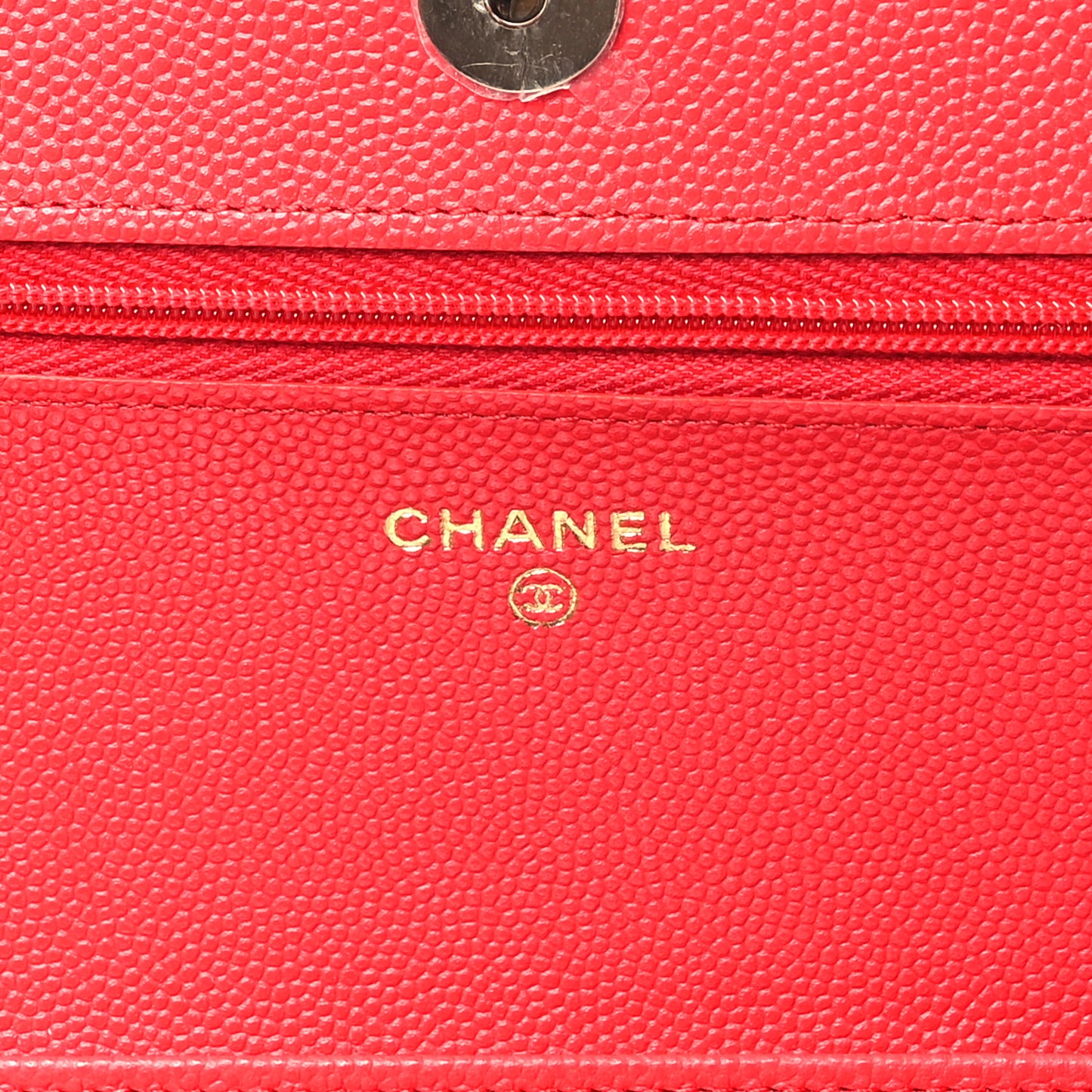 Caviar Quilted Wallet on Chain WOC Red