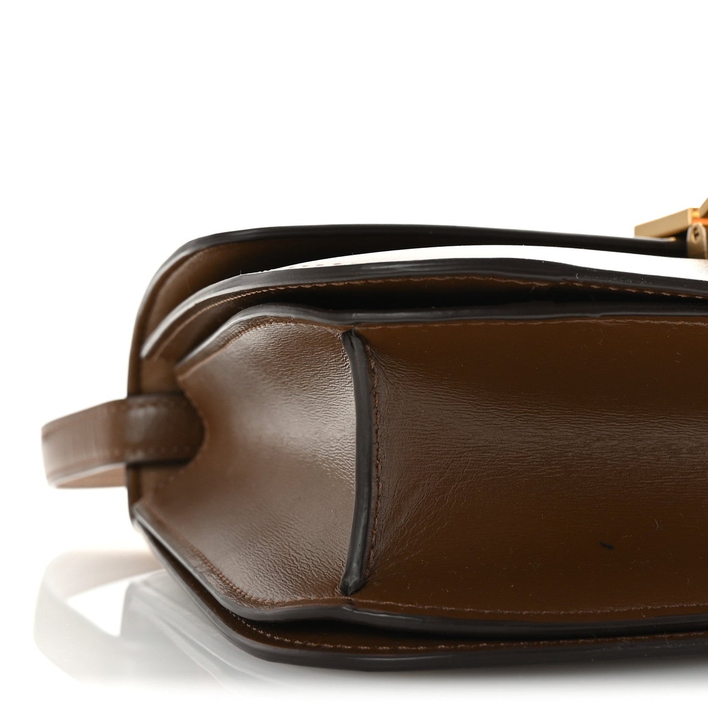 Smooth Calfskin Medium Classic Box Flap Bag Camel