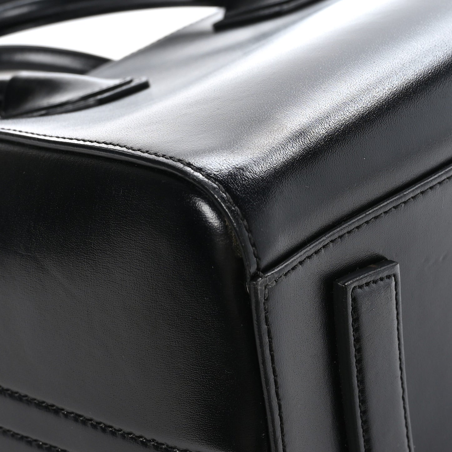 Shiny Lord Calfskin Small Antigona Black