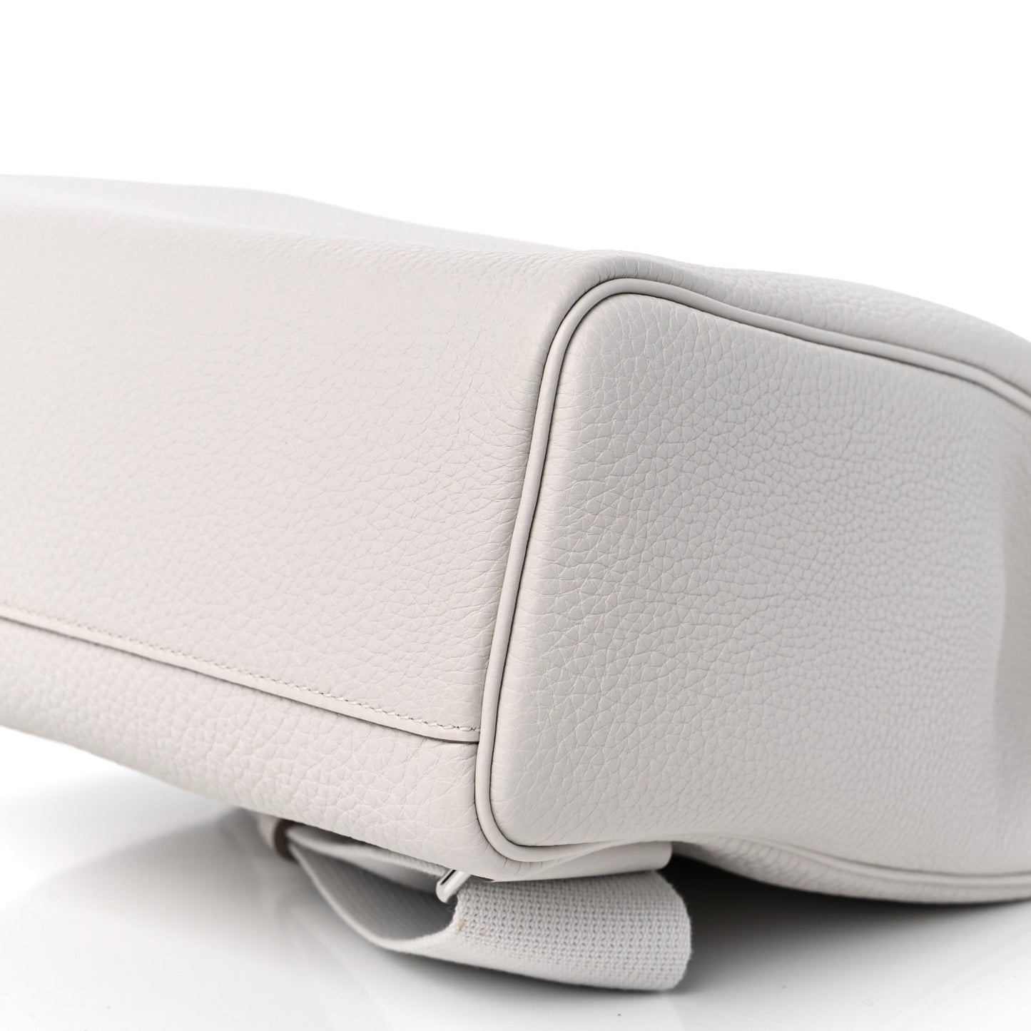 Togo Hac A Dos GM Backpack Gris Pale
