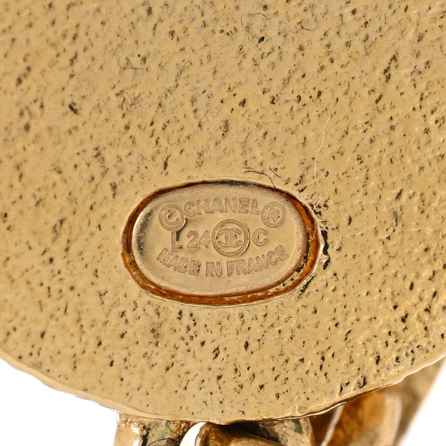 Metal Disc CC Drop Earrings Gold