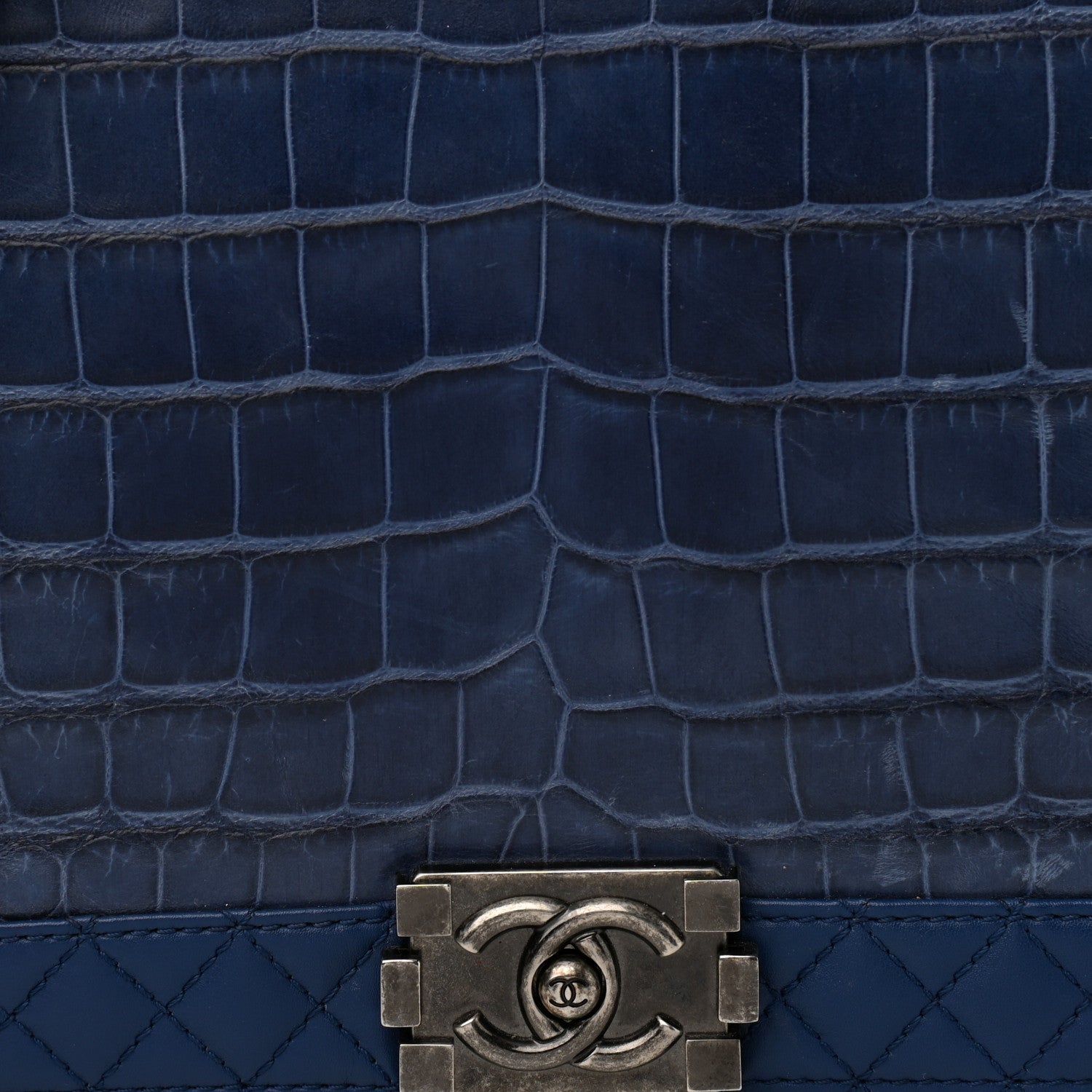 Chanel Alligator Large Boy Reverso Flap Boy 8 of 10