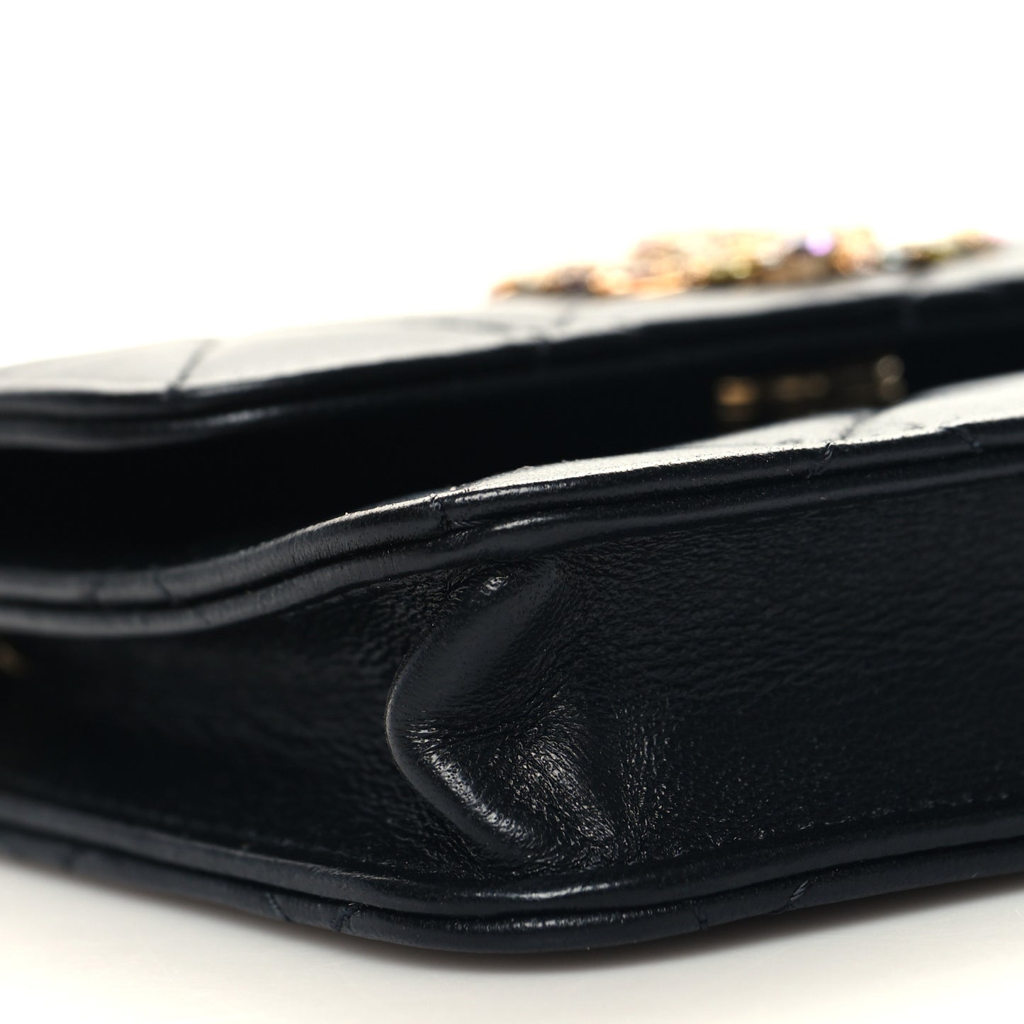 Lambskin Quilted Zirconium Clutch With Chain Black