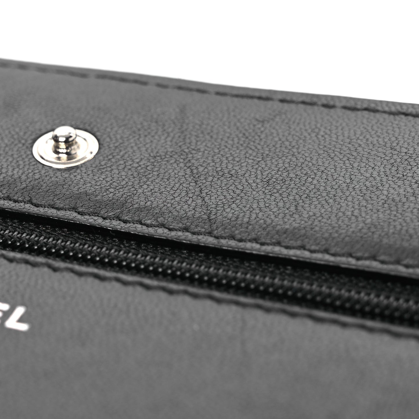 Lambskin Quilted Wallet On Chain WOC Black